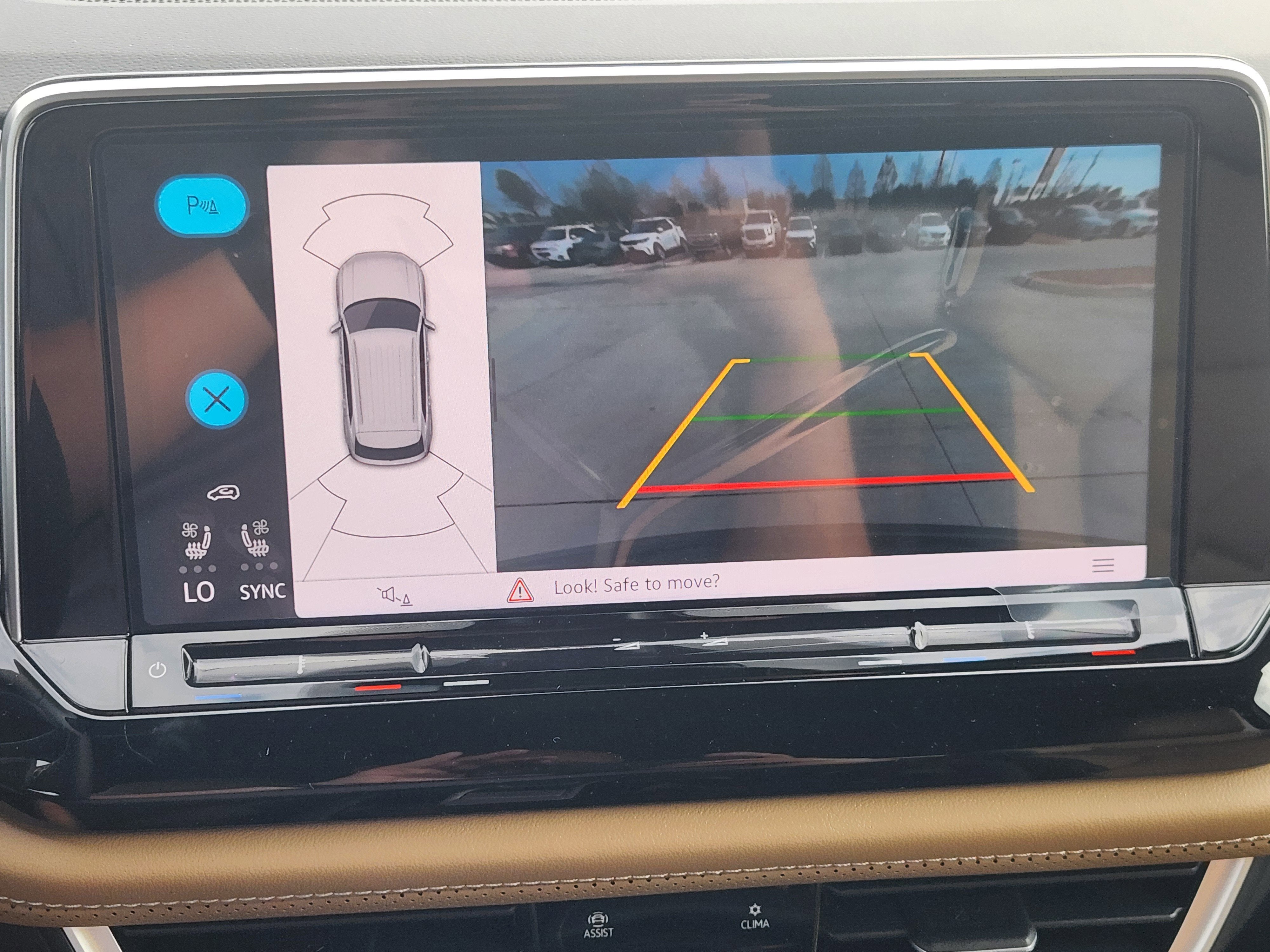 2026 Volkswagen Atlas Cross Sport 2.0T SE w/Technology