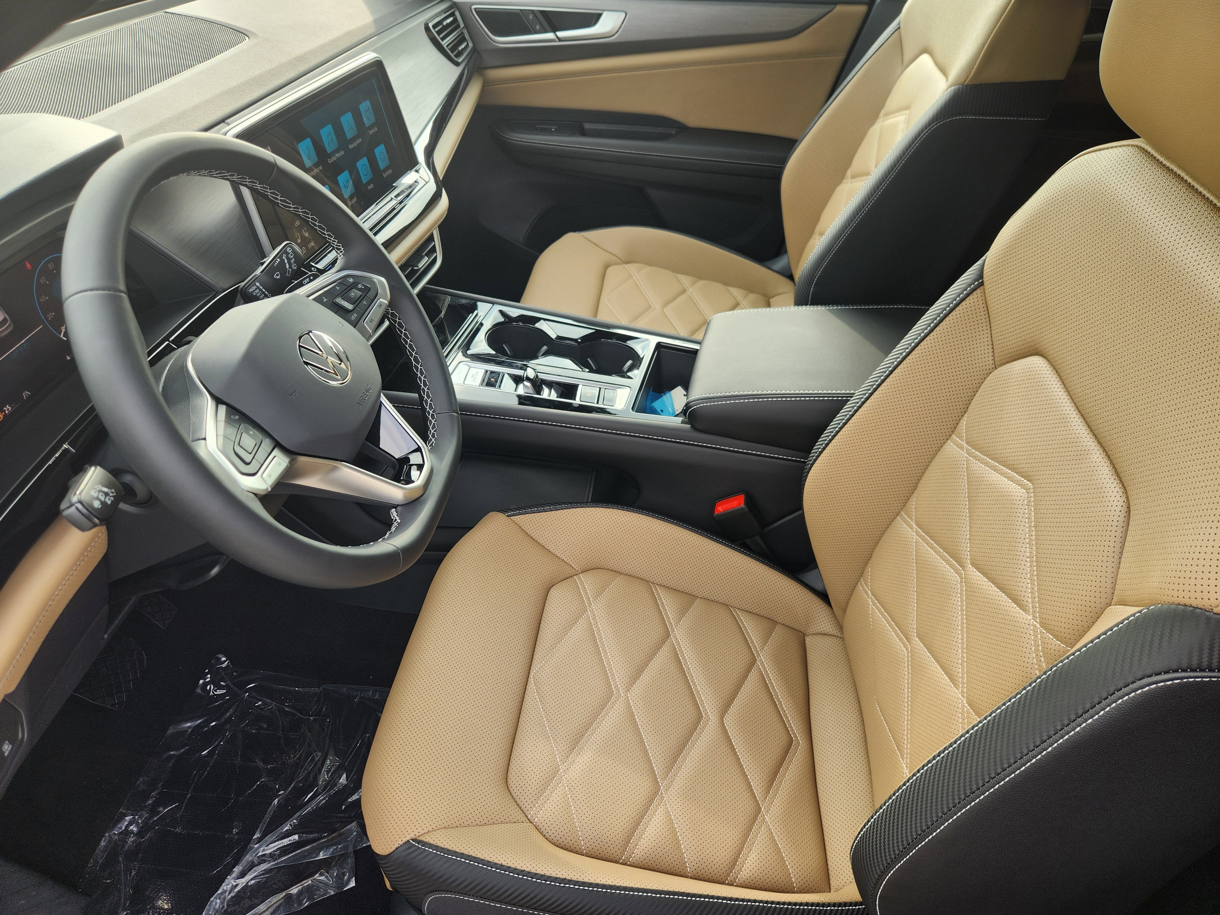 2026 Volkswagen Atlas Cross Sport 2.0T SE w/Technology