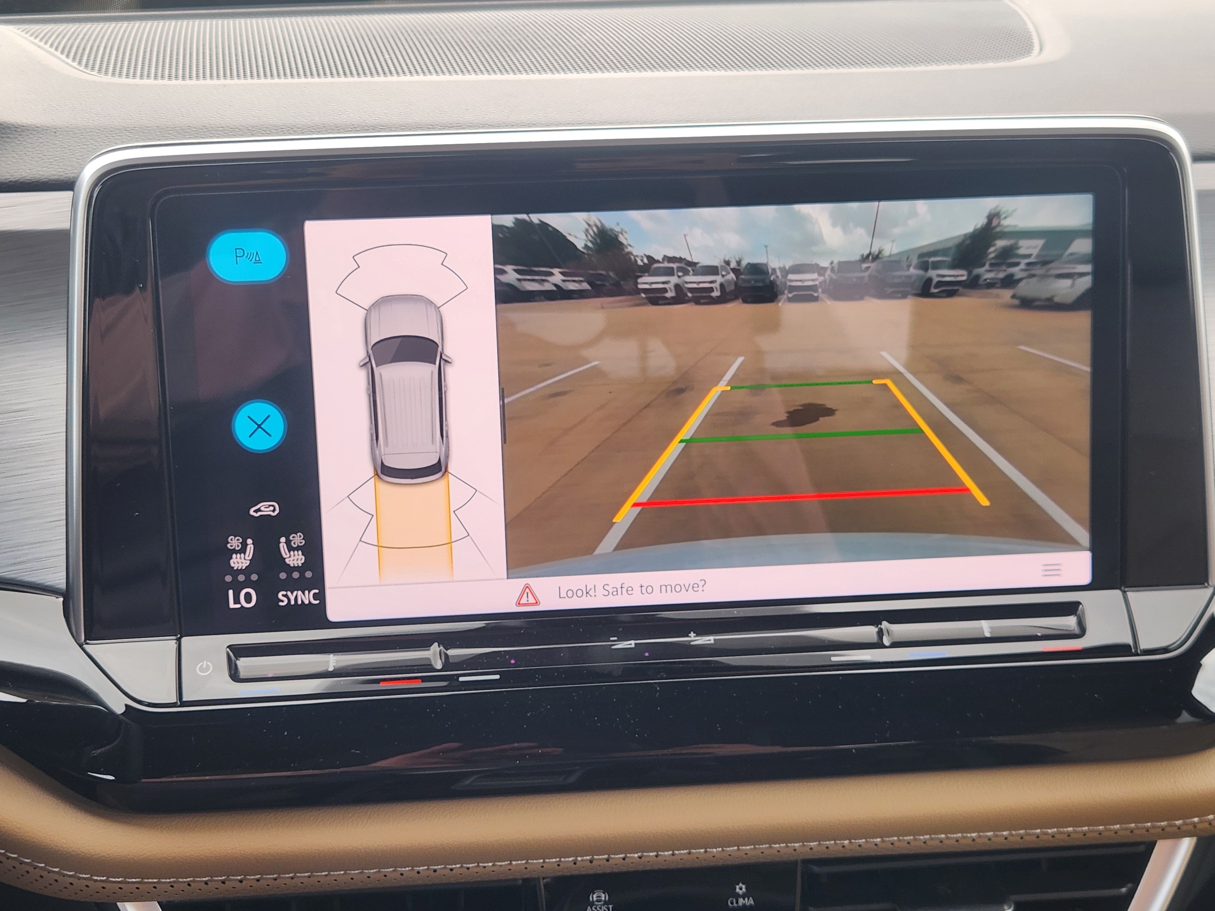 2026 Volkswagen Atlas Cross Sport 2.0T SE w/Technology