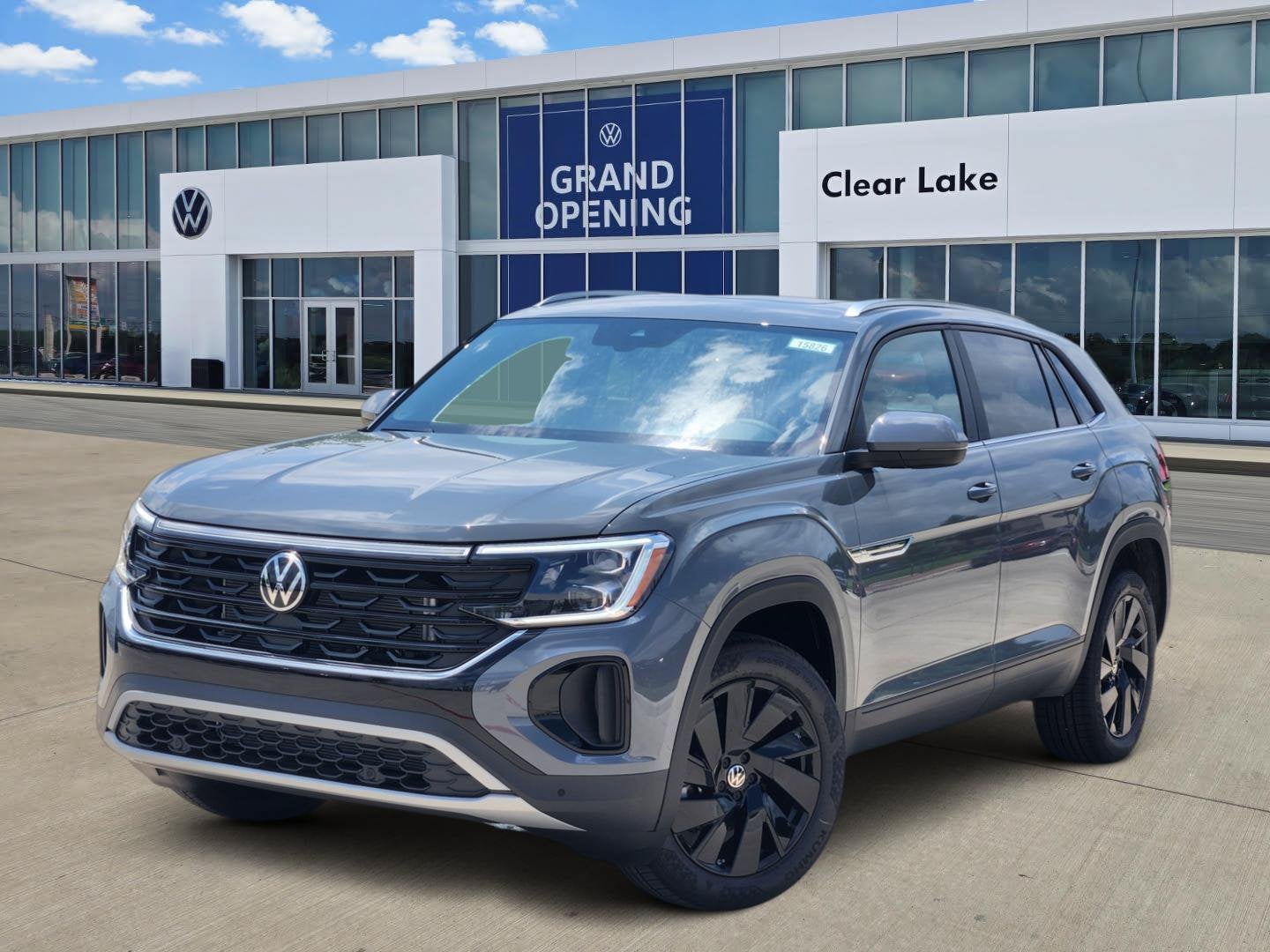 2026 Volkswagen Atlas Cross Sport 2.0T SE w/Technology