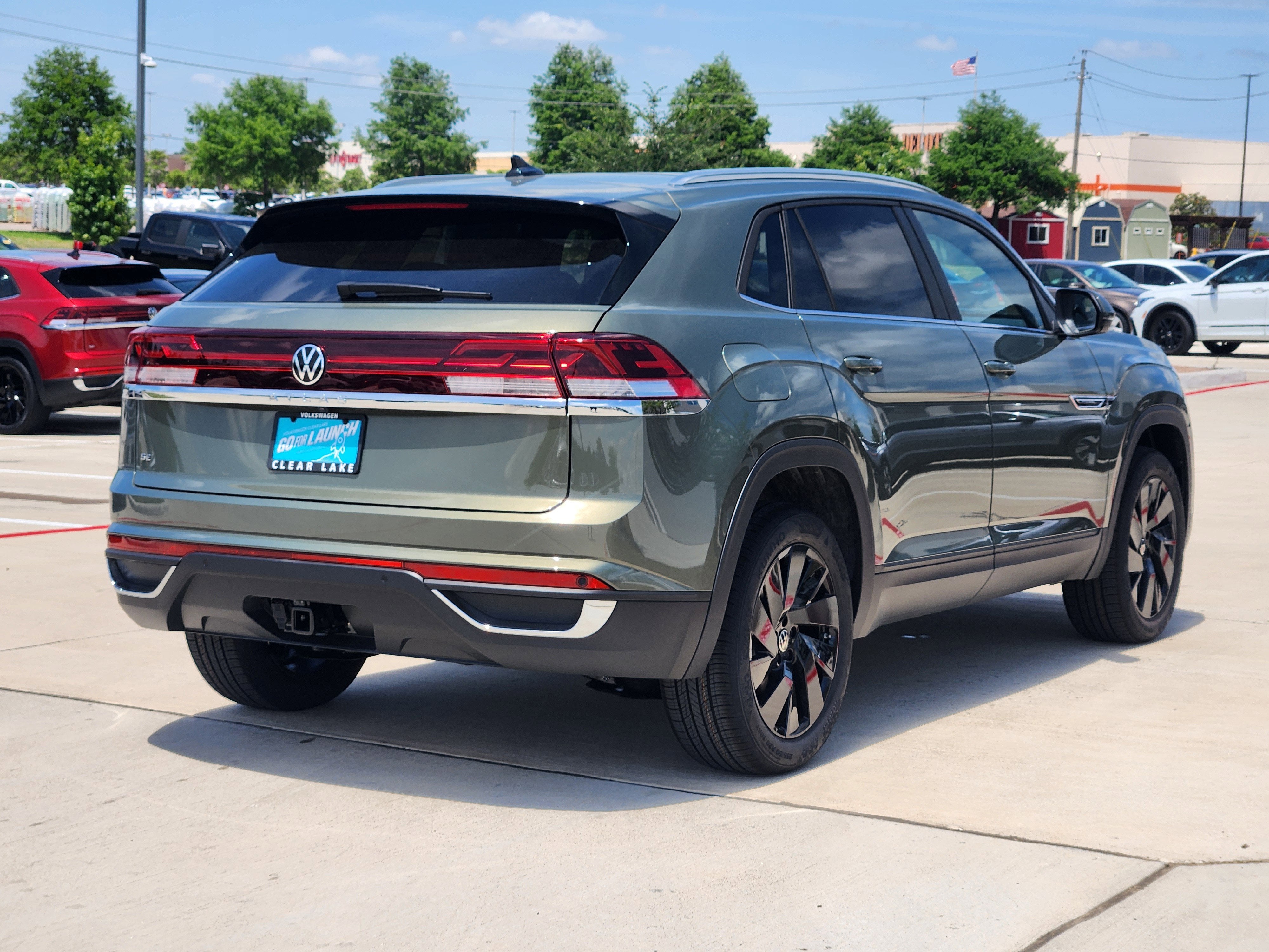 2026 Volkswagen Atlas Cross Sport 2.0T SE w/Technology