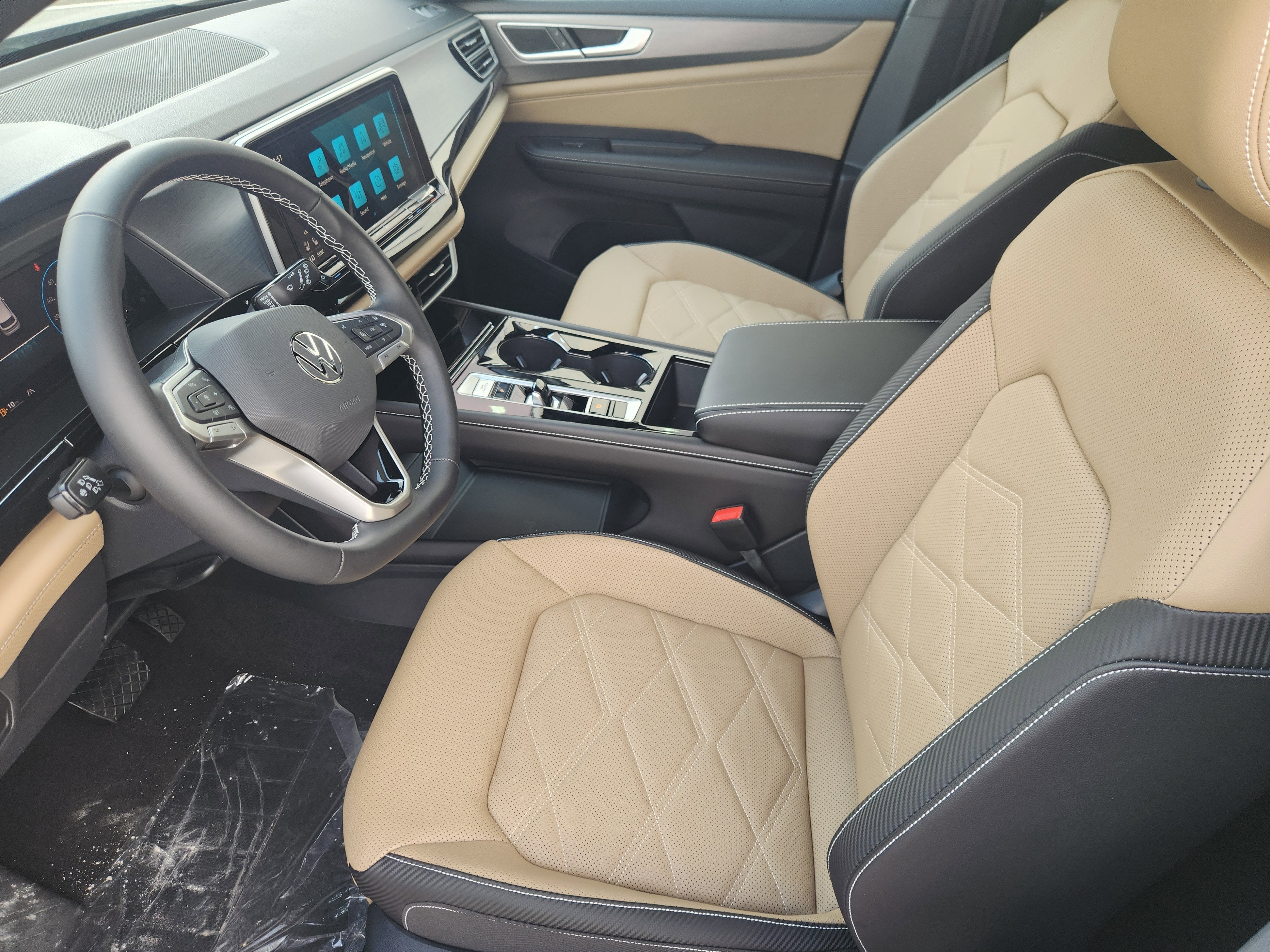 2026 Volkswagen Atlas Cross Sport 2.0T SE w/Technology