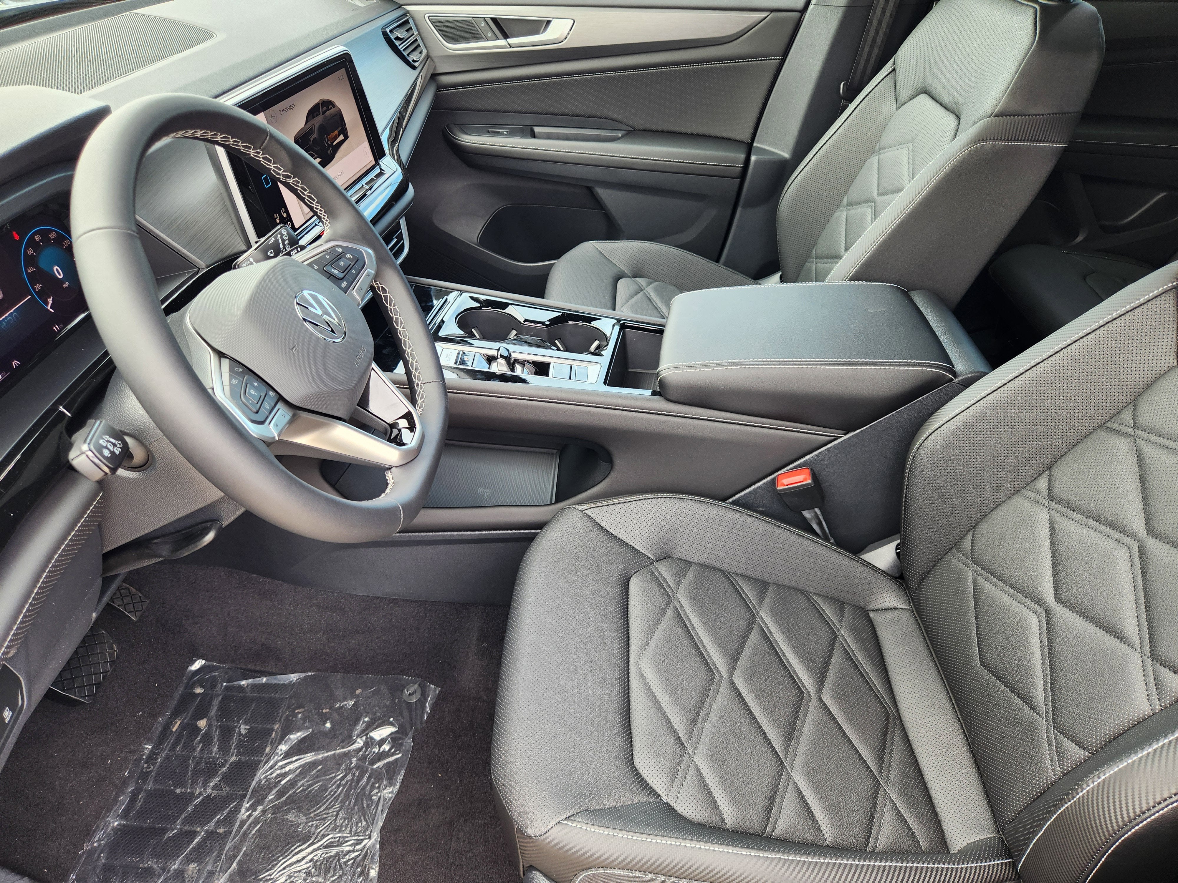 2026 Volkswagen Atlas Cross Sport 2.0T SE w/Technology