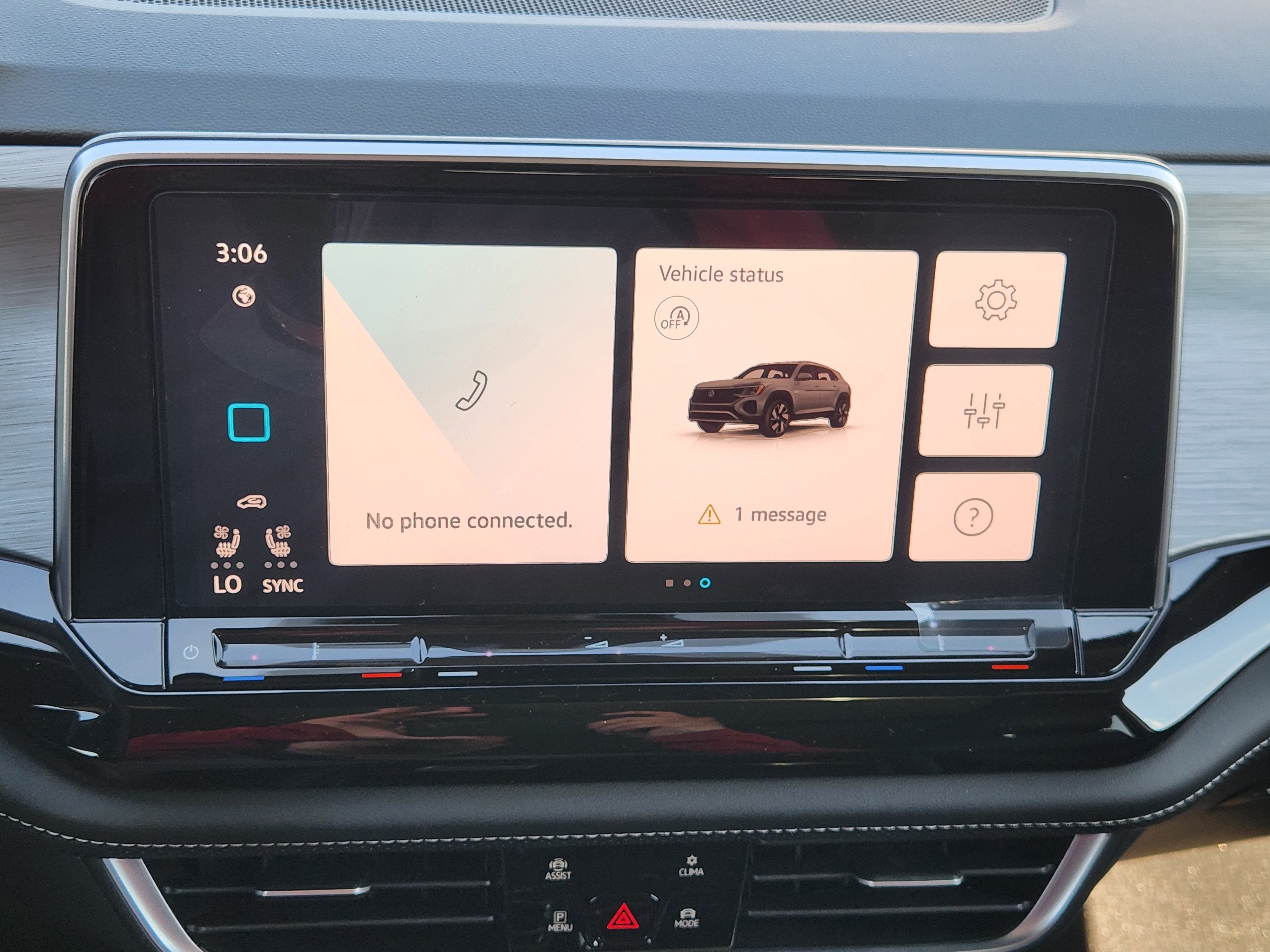 2026 Volkswagen Atlas Cross Sport 2.0T SE w/Technology