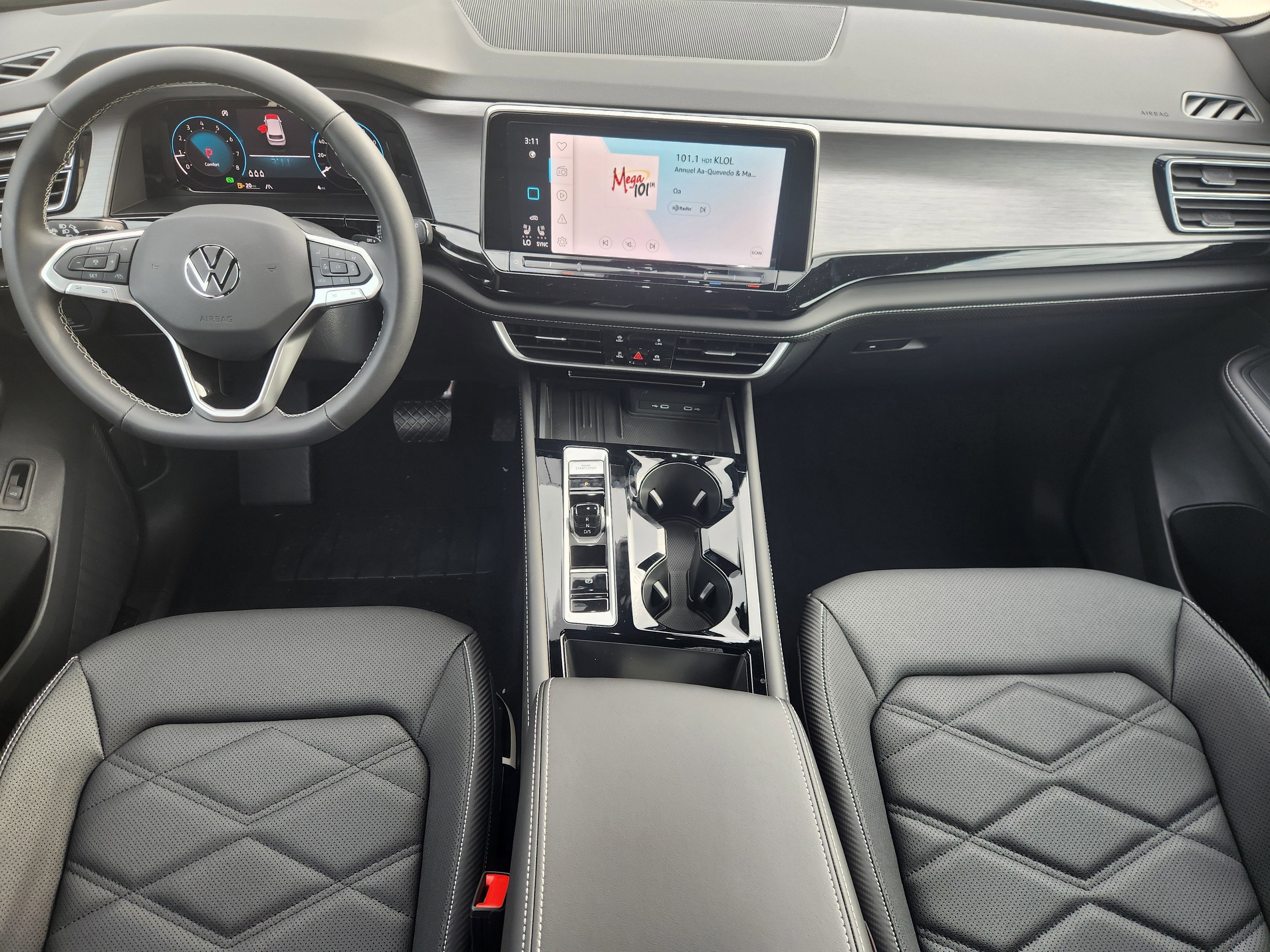 2026 Volkswagen Atlas Cross Sport 2.0T SE w/Technology