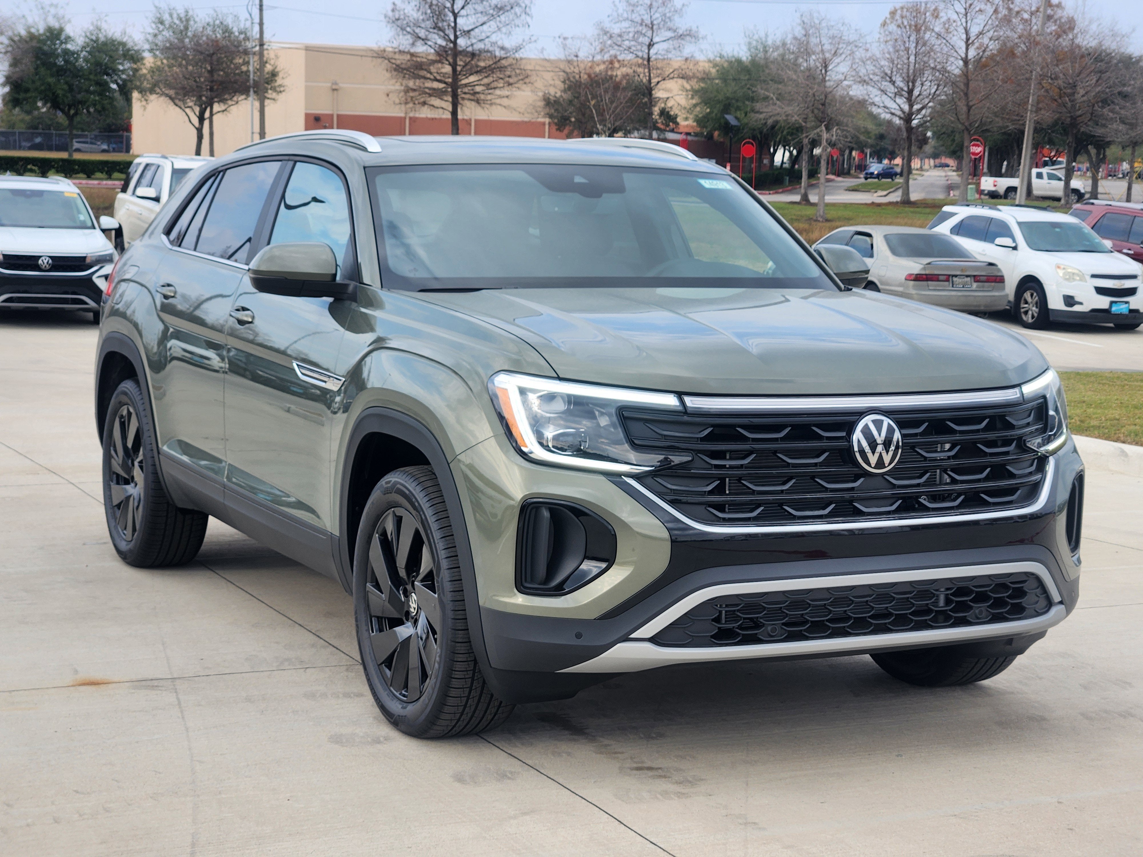 2026 Volkswagen Atlas Cross Sport 2.0T SE w/Technology