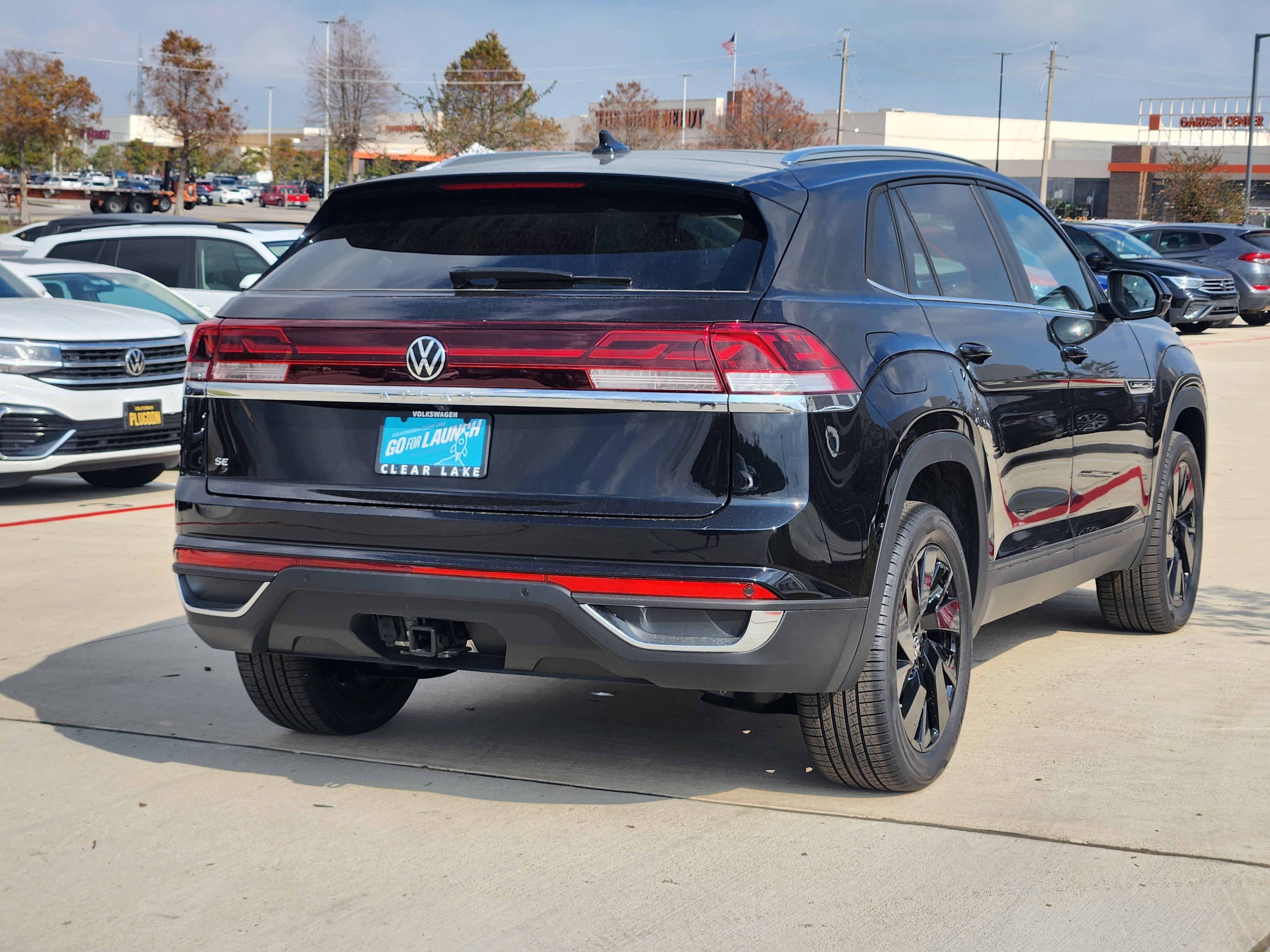 2026 Volkswagen Atlas Cross Sport 2.0T SE w/Technology