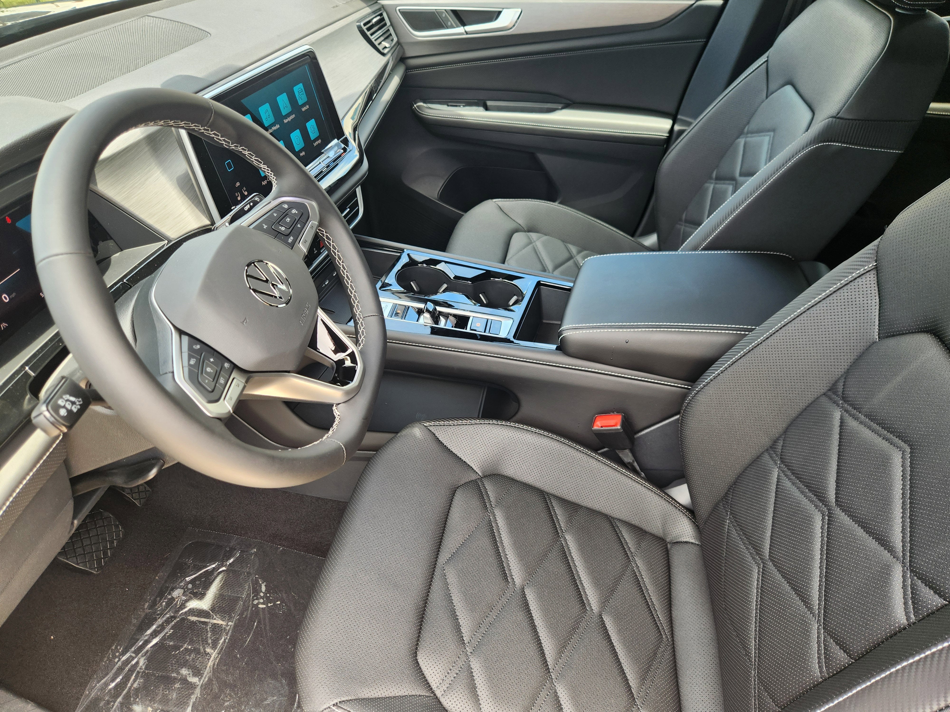 2026 Volkswagen Atlas Cross Sport 2.0T SE w/Technology