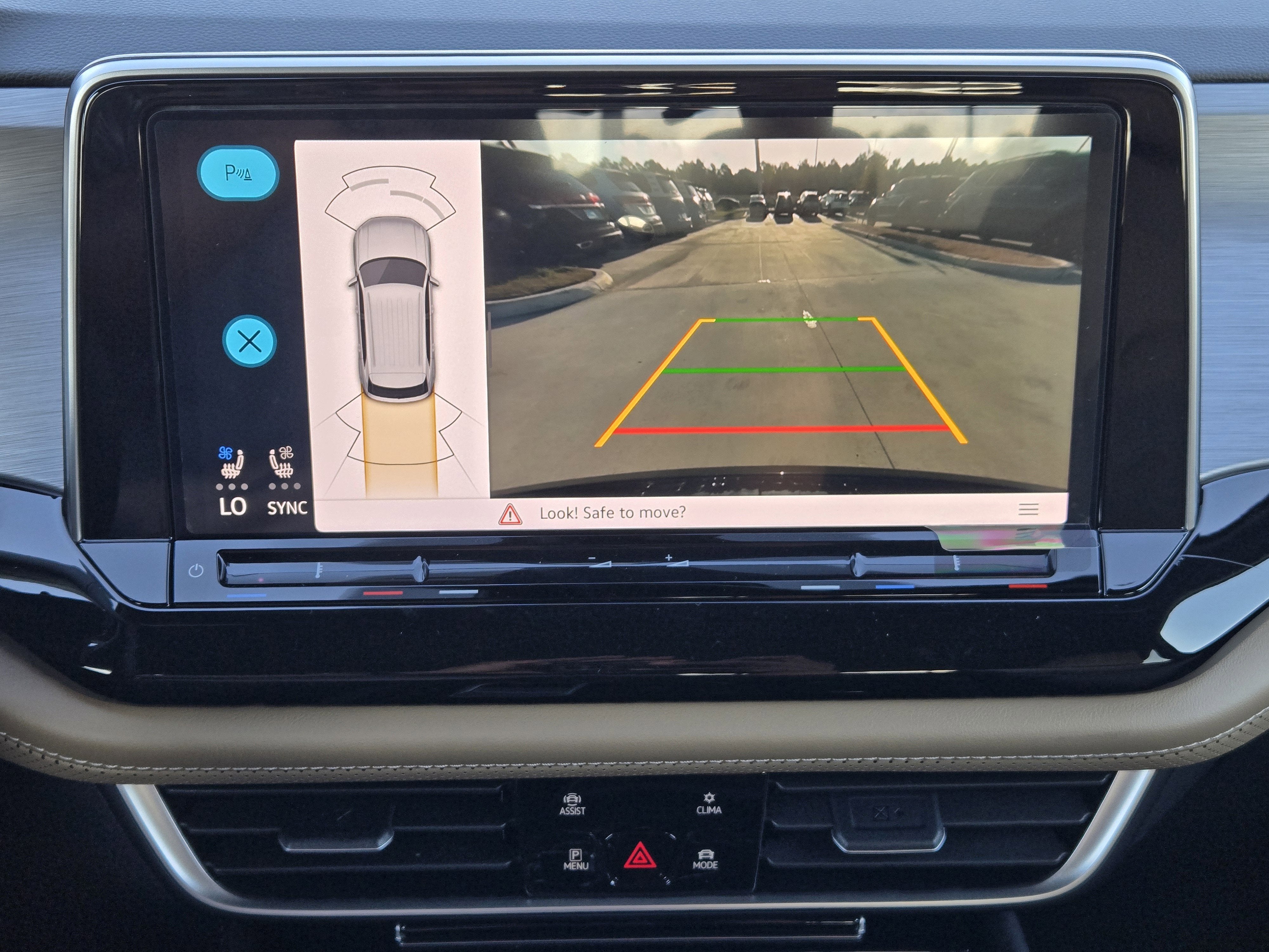 2026 Volkswagen Atlas Cross Sport 2.0T SE w/Technology