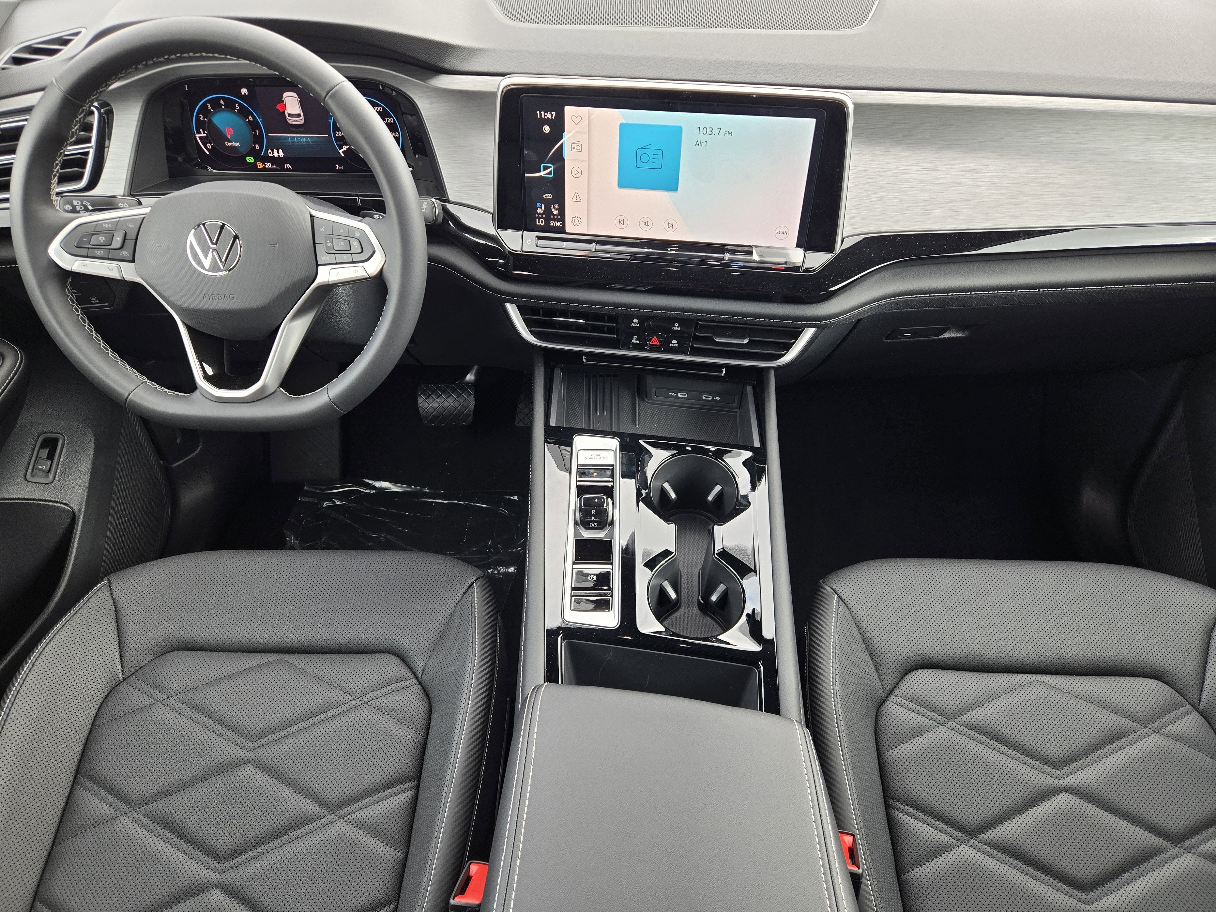 2026 Volkswagen Atlas Cross Sport 2.0T SE w/Technology