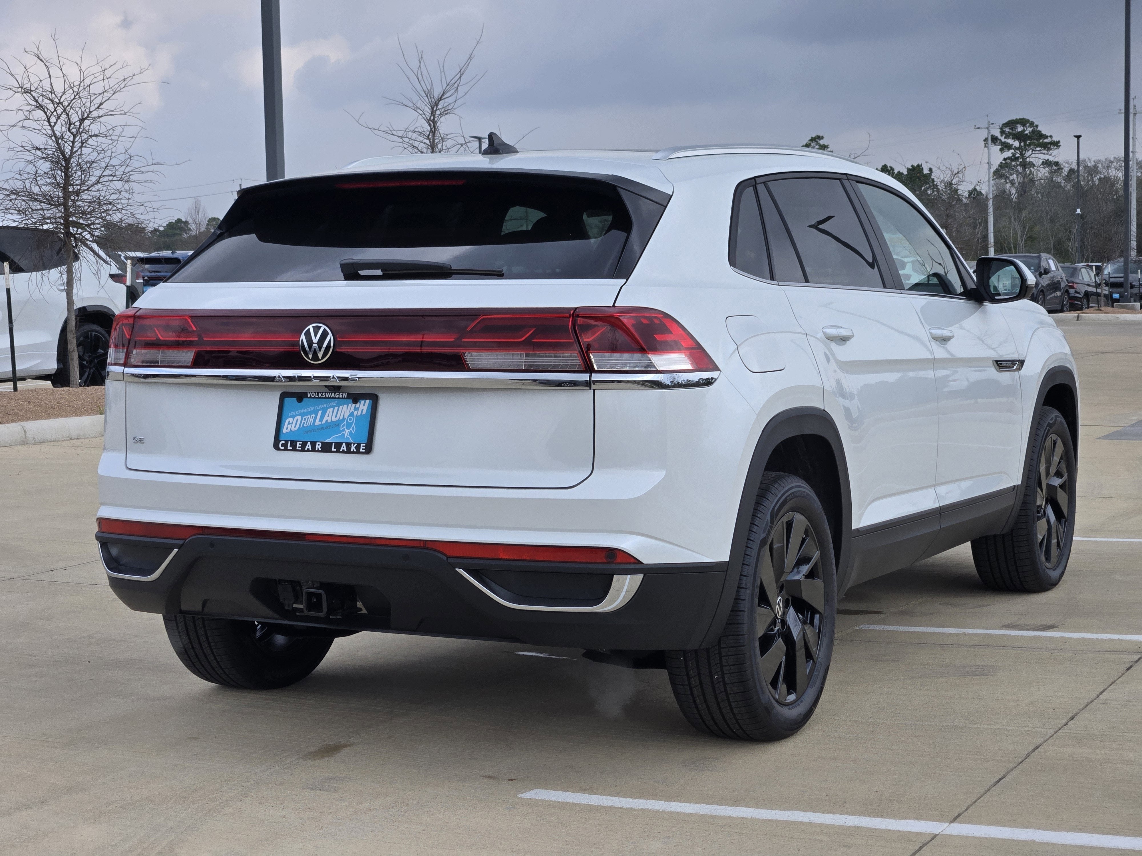 2026 Volkswagen Atlas Cross Sport 2.0T SE w/Technology