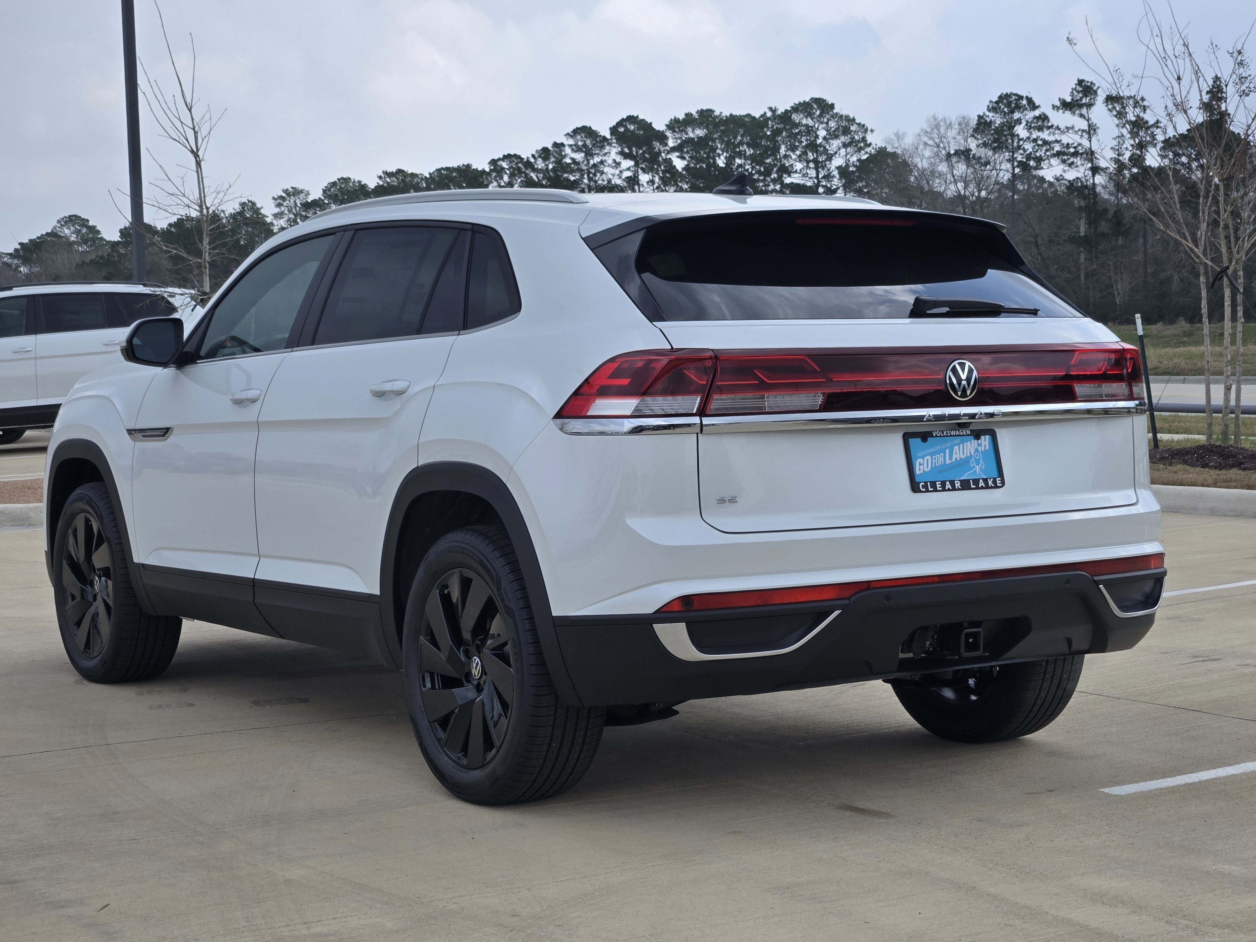 2026 Volkswagen Atlas Cross Sport 2.0T SE w/Technology