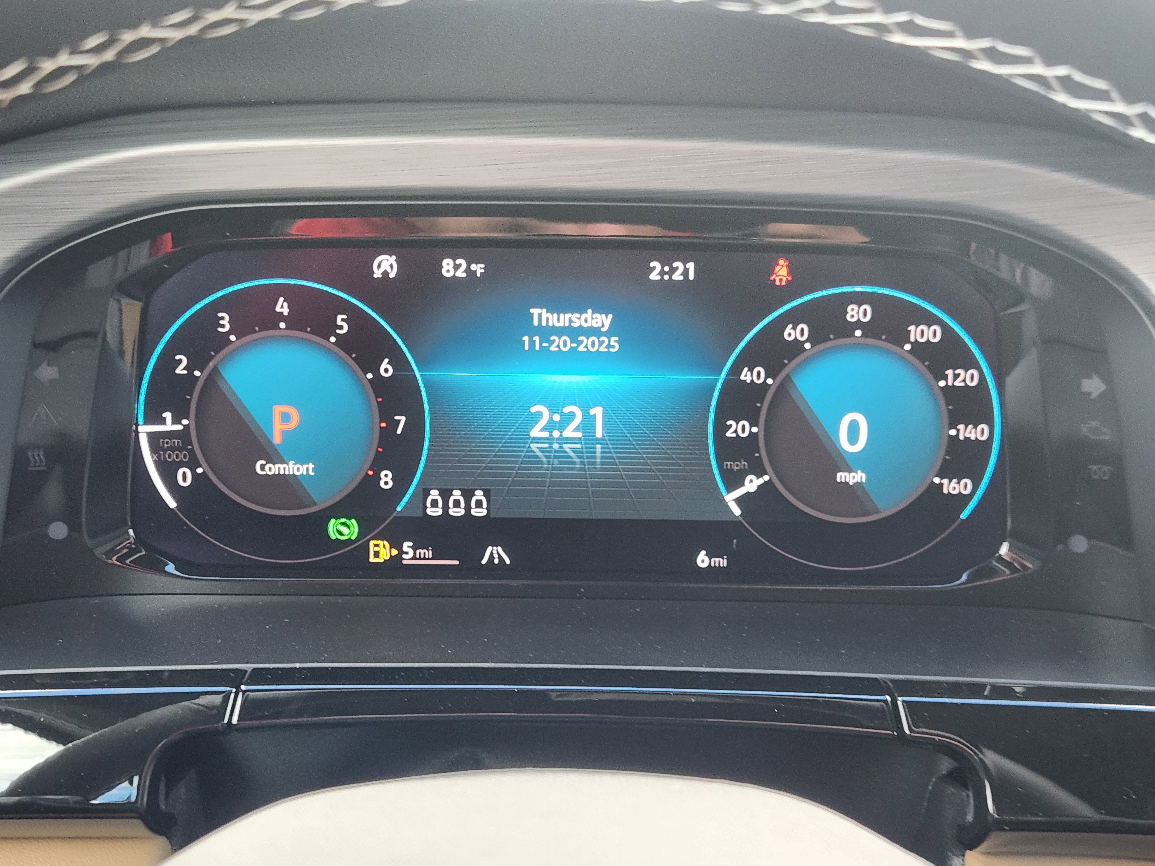 2026 Volkswagen Atlas Cross Sport 2.0T SE w/Technology