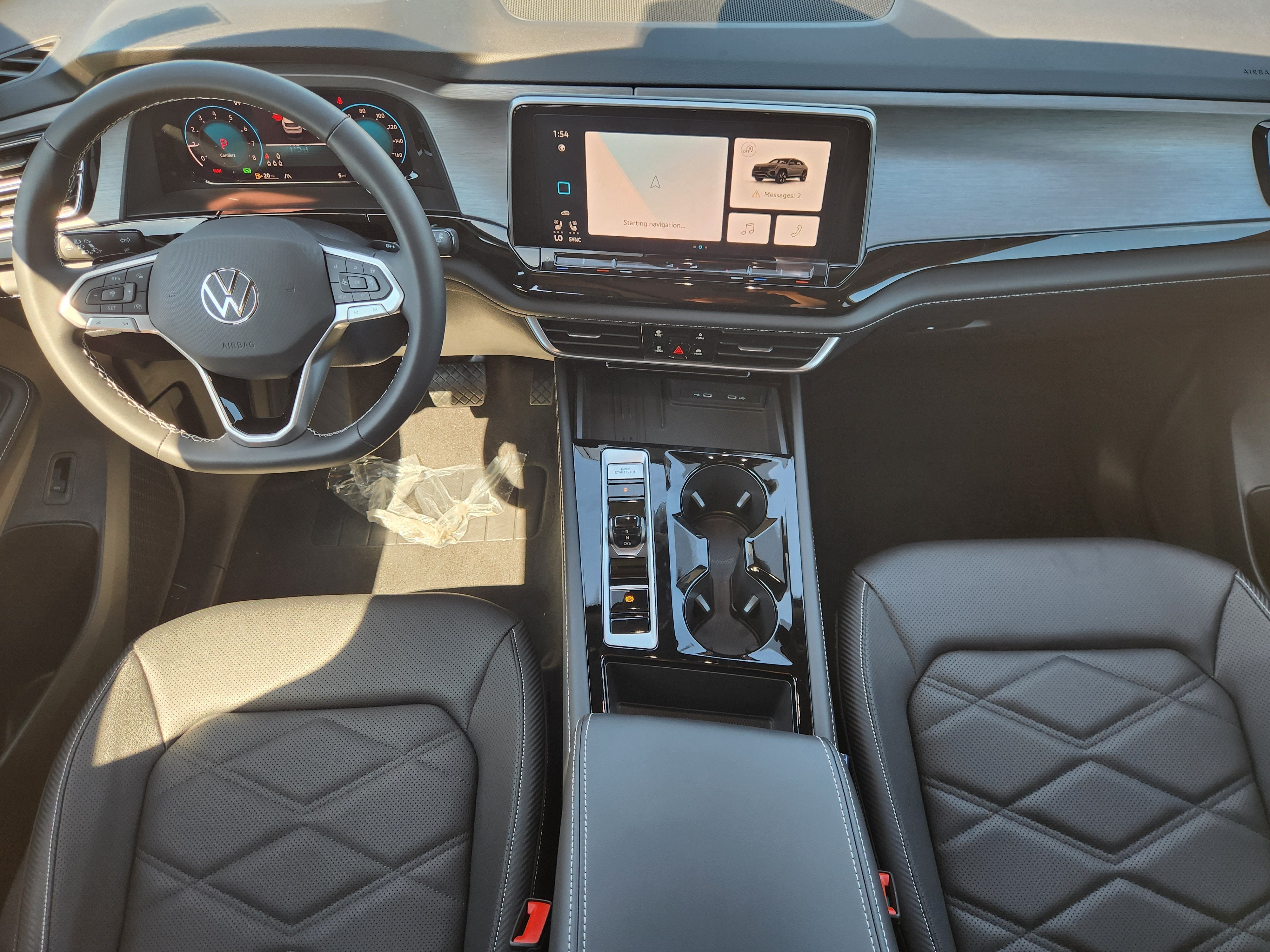 2026 Volkswagen Atlas Cross Sport 2.0T SE w/Technology