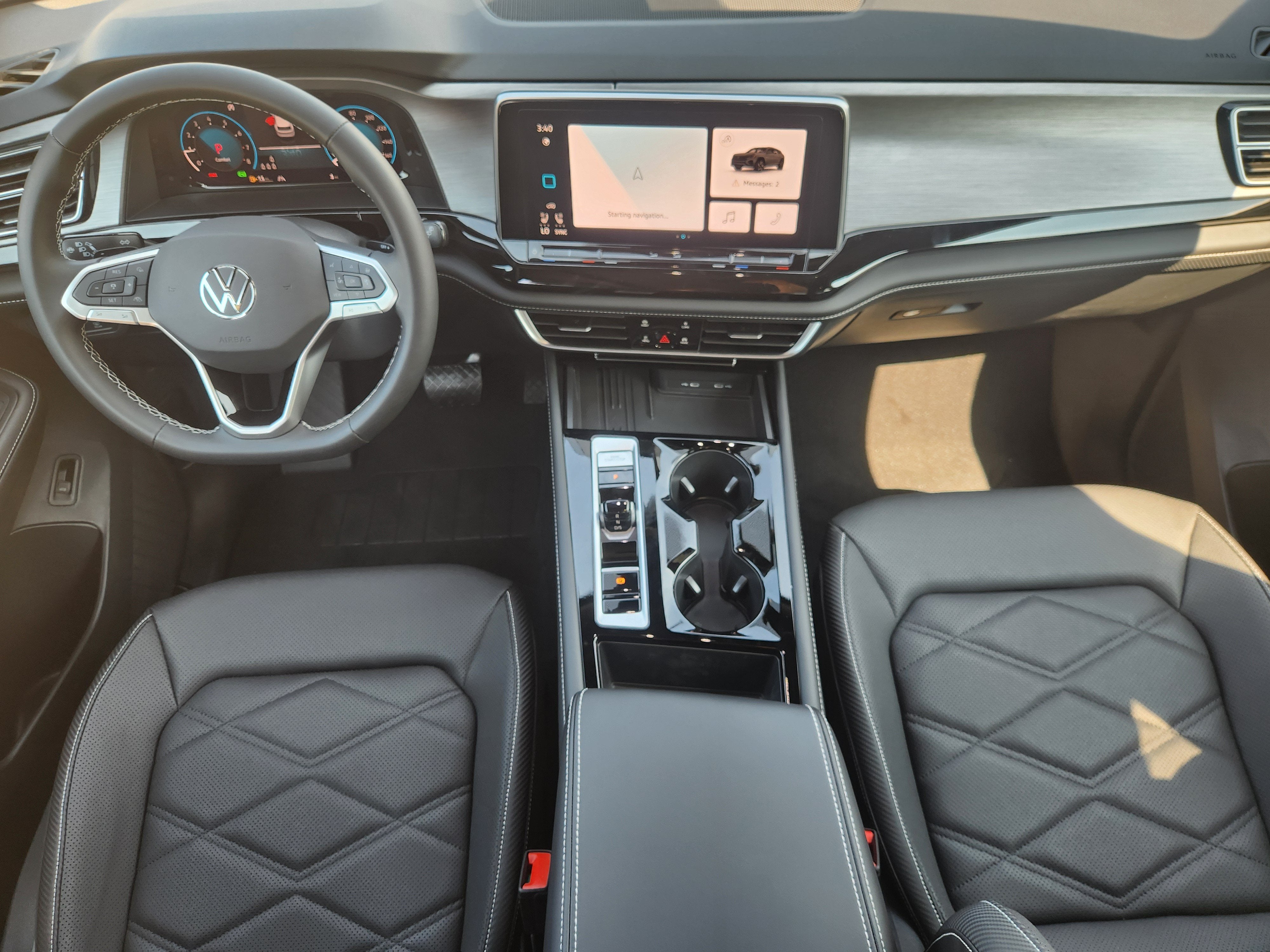 2026 Volkswagen Atlas Cross Sport 2.0T SE w/Technology