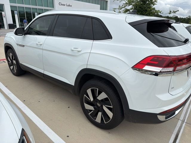 2025 Volkswagen Atlas Cross Sport 2.0T SE w/Technology