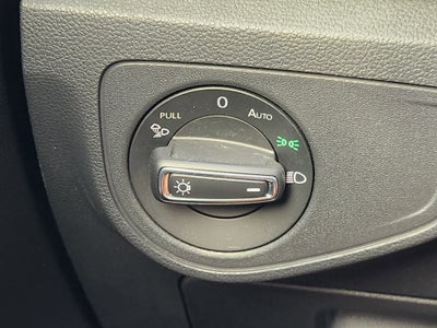 2021 Volkswagen Atlas Cross Sport 3.6L V6 SE w/Technology