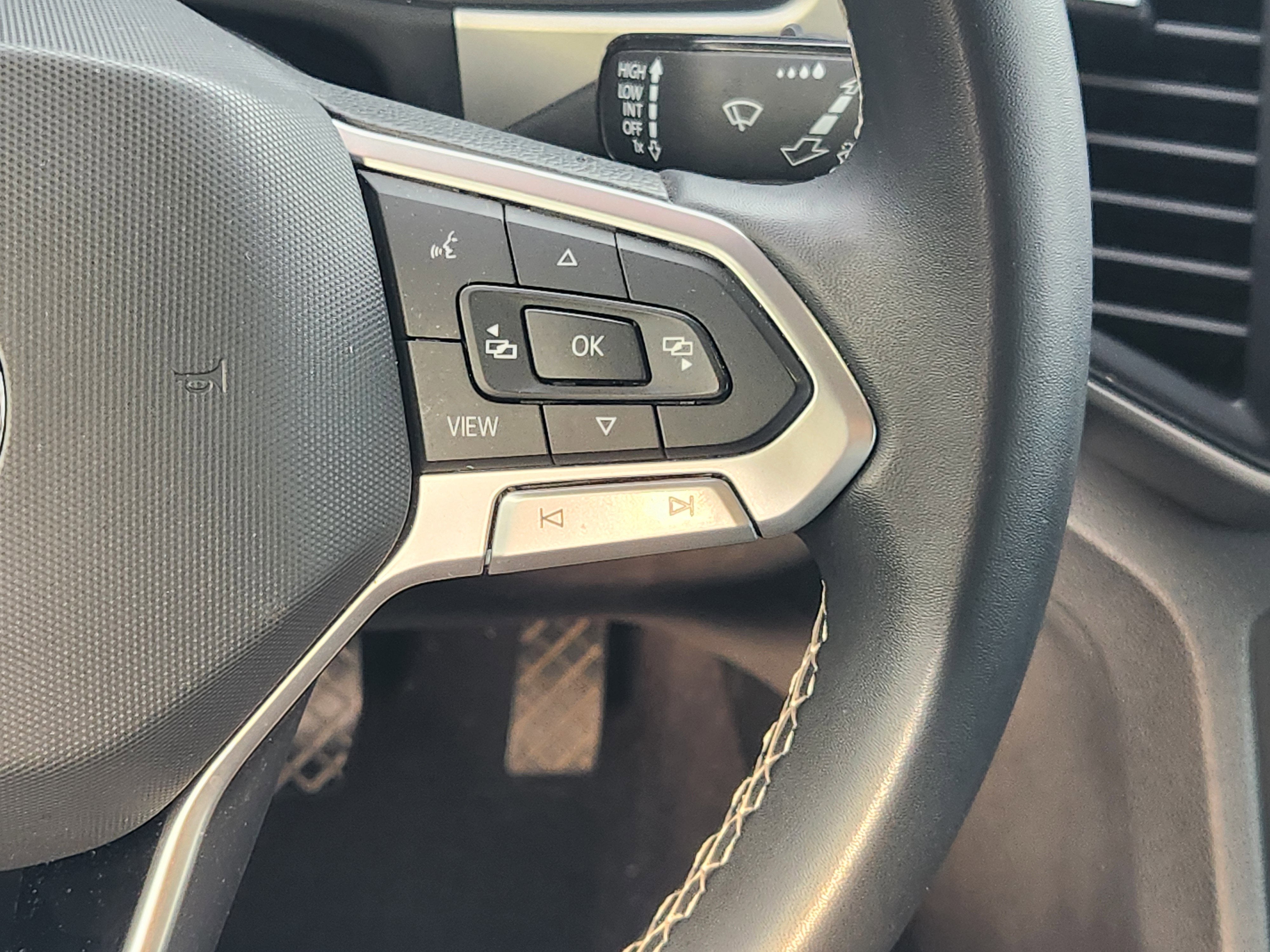 2021 Volkswagen Atlas Cross Sport 3.6L V6 SE w/Technology