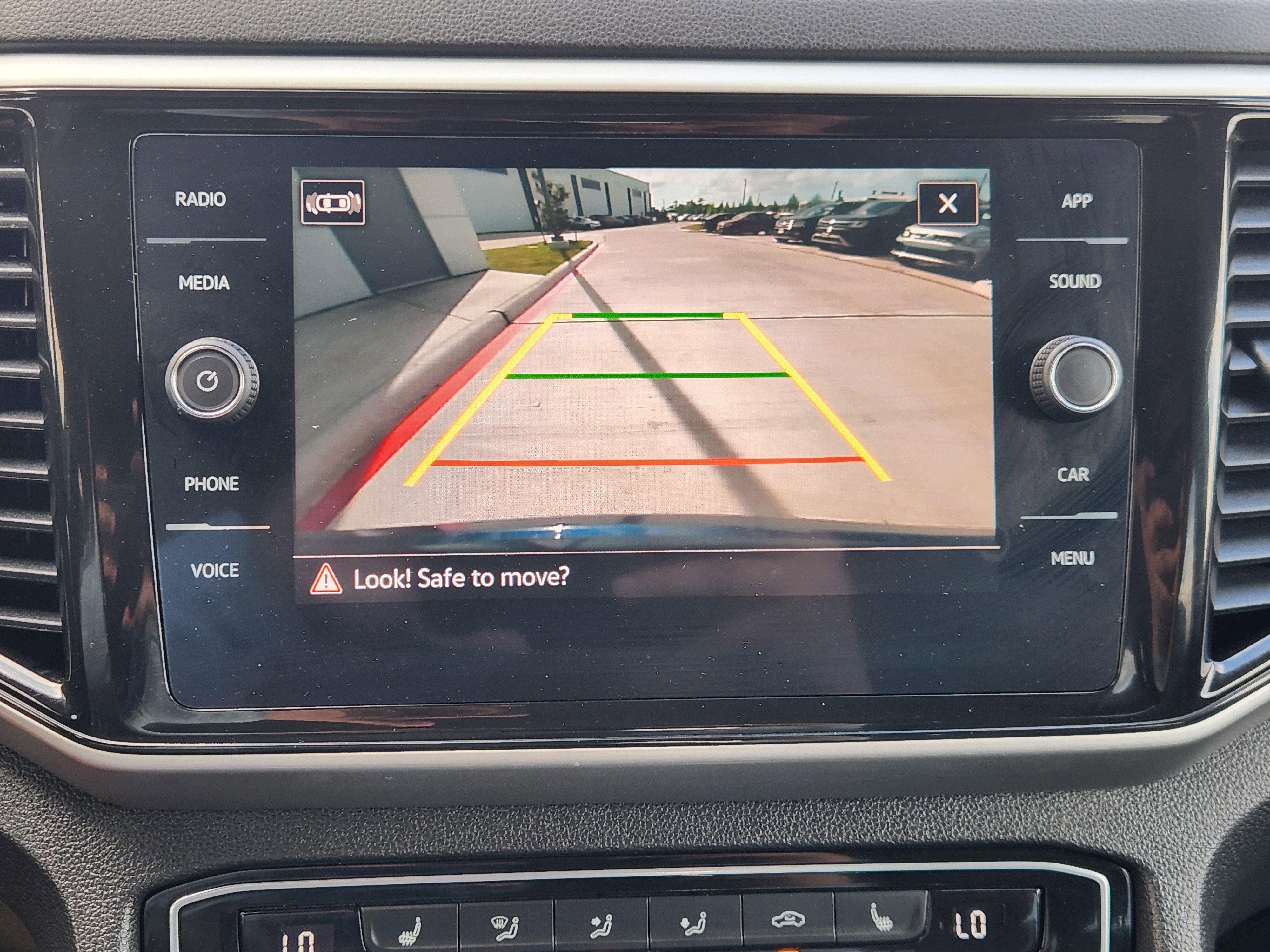 2023 Volkswagen Atlas Cross Sport 3.6L V6 SE w/Technology