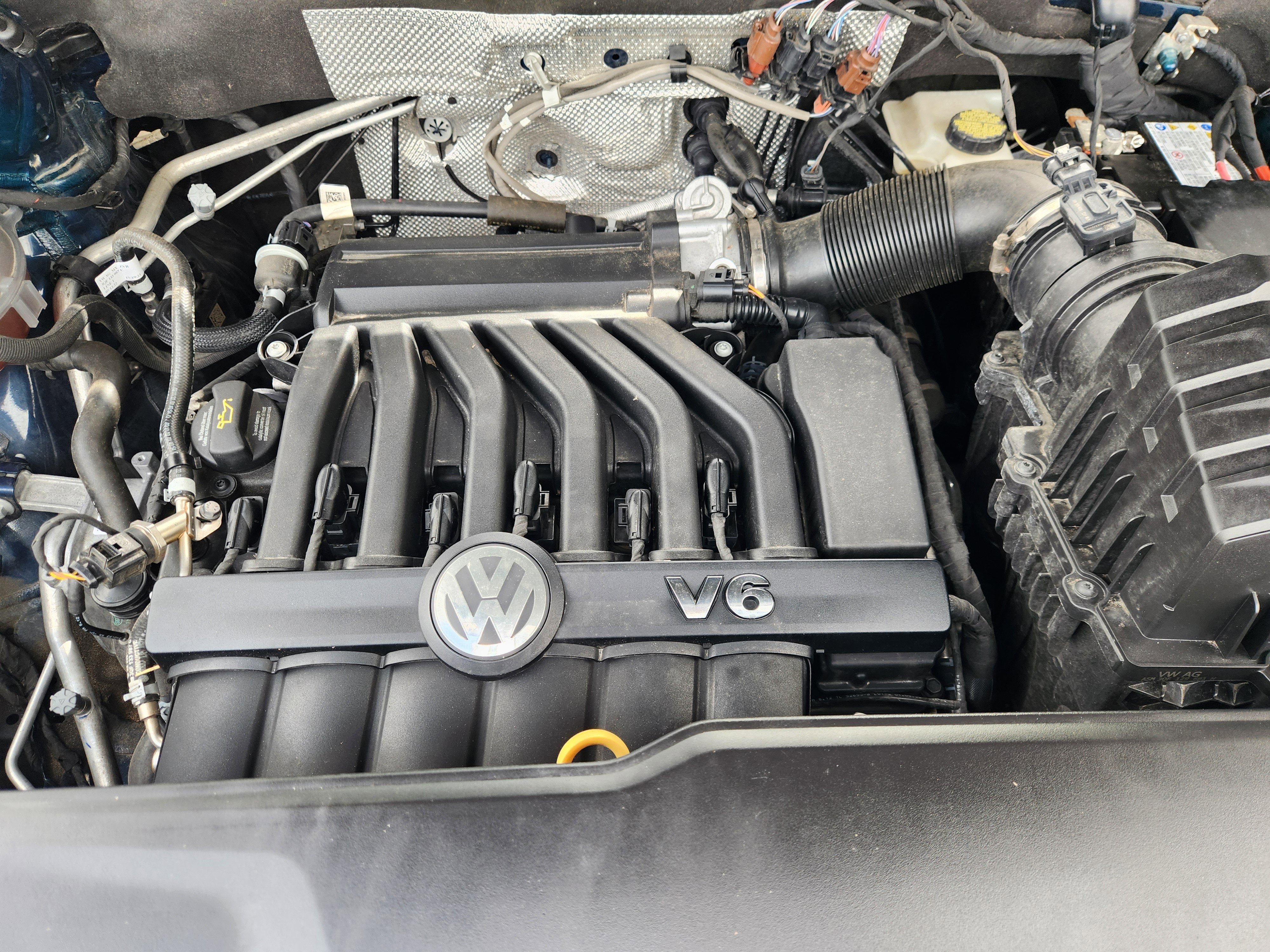 2023 Volkswagen Atlas Cross Sport 3.6L V6 SE w/Technology