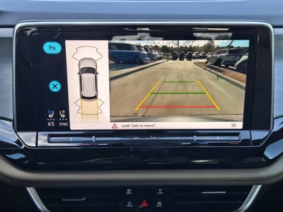 2025 Volkswagen Atlas Cross Sport 2.0T SE w/Technology