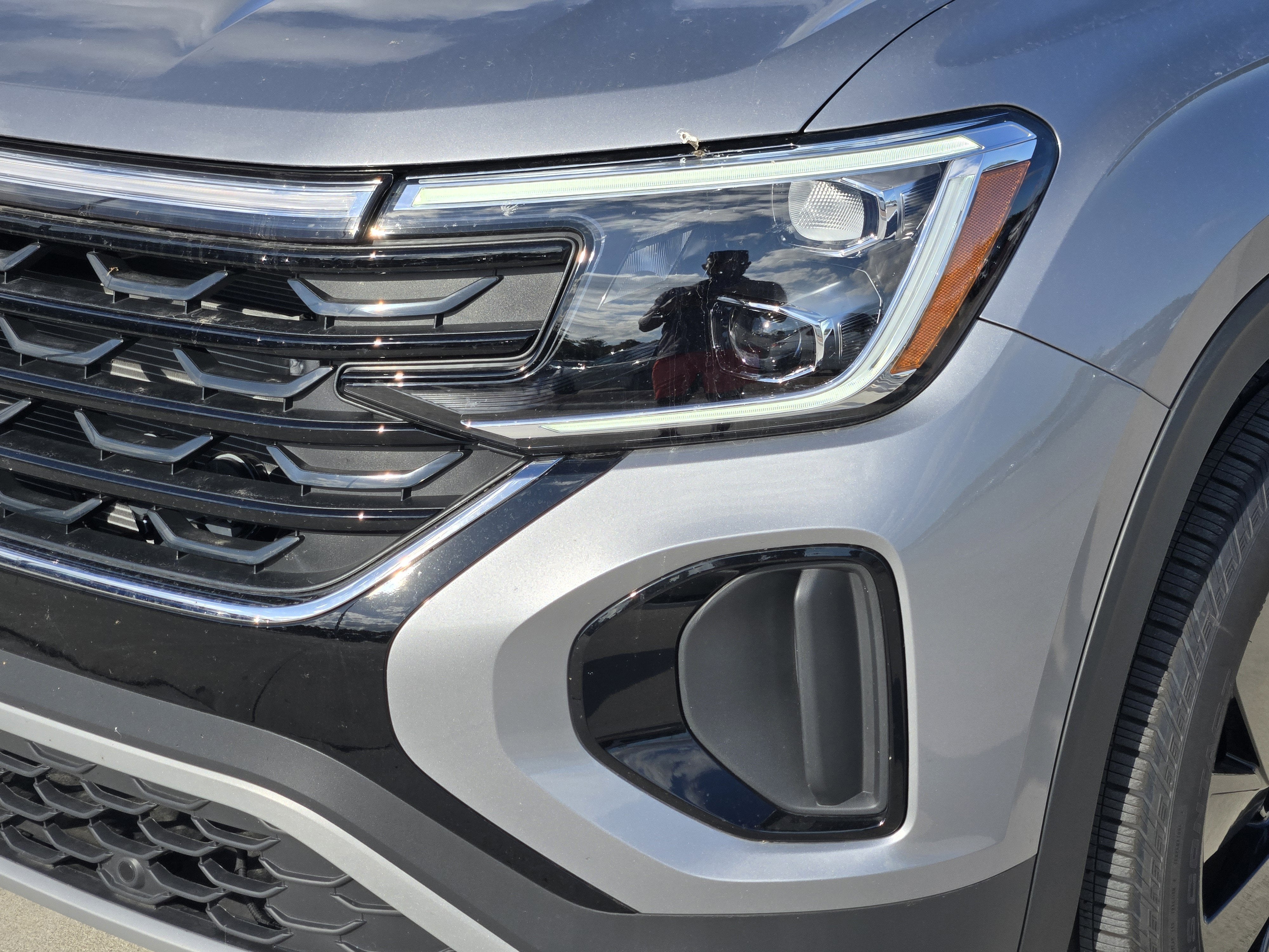 2025 Volkswagen Atlas Cross Sport 2.0T SE w/Technology