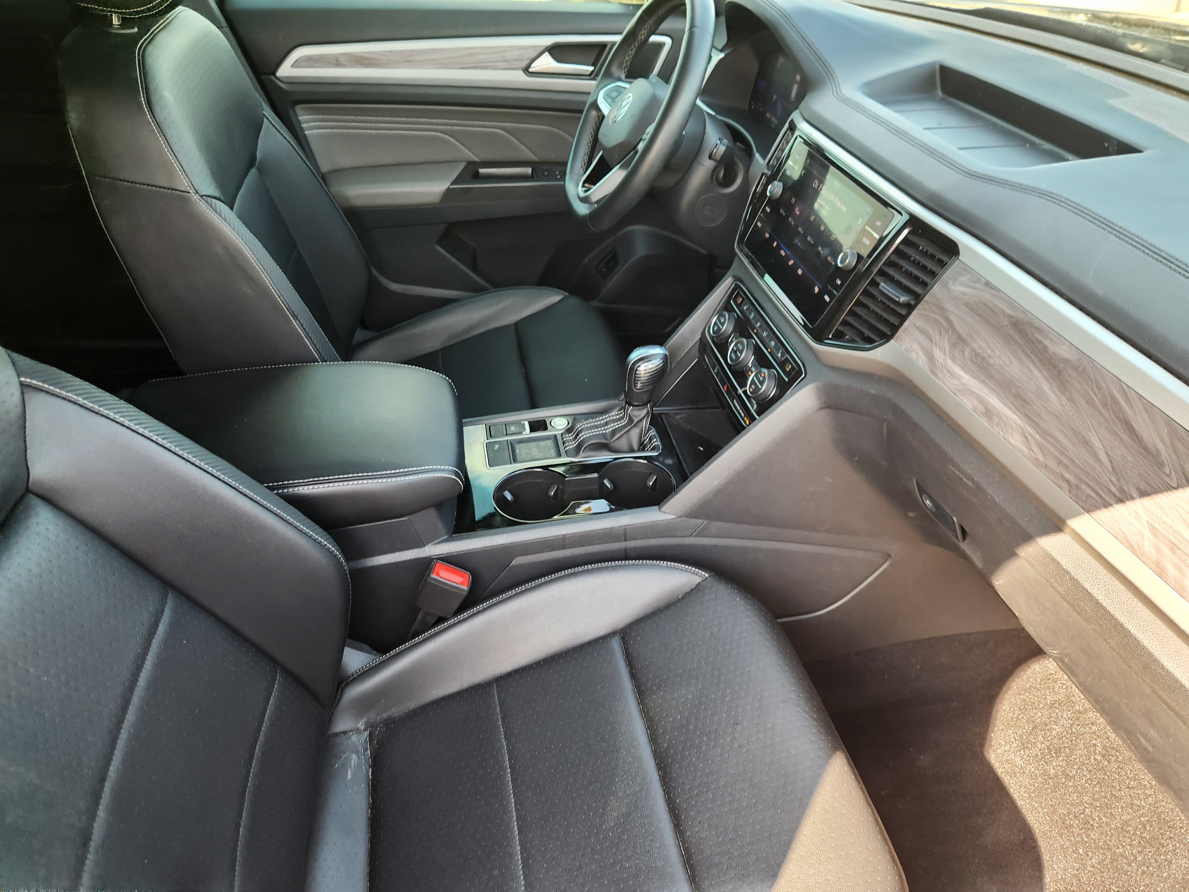 2022 Volkswagen Atlas Cross Sport 3.6L V6 SE w/Technology