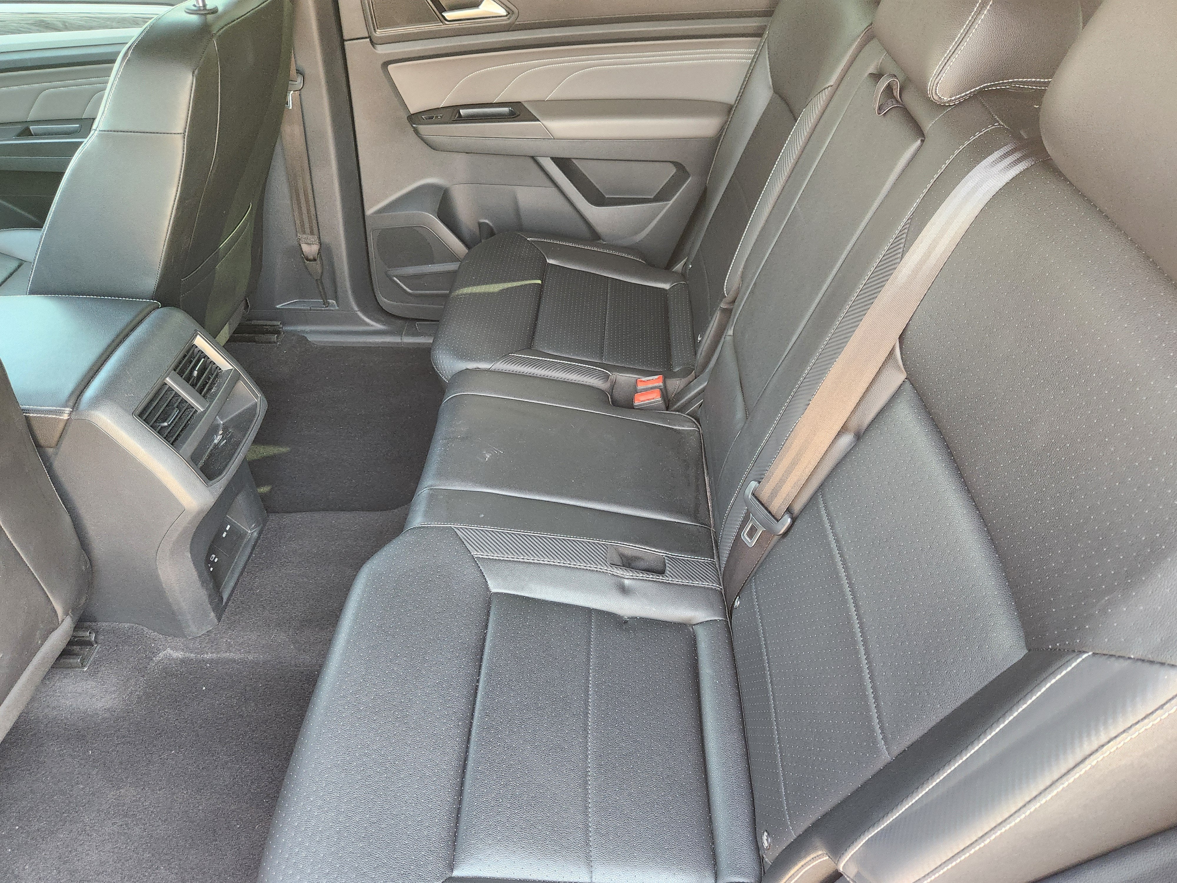 2022 Volkswagen Atlas Cross Sport 3.6L V6 SE w/Technology