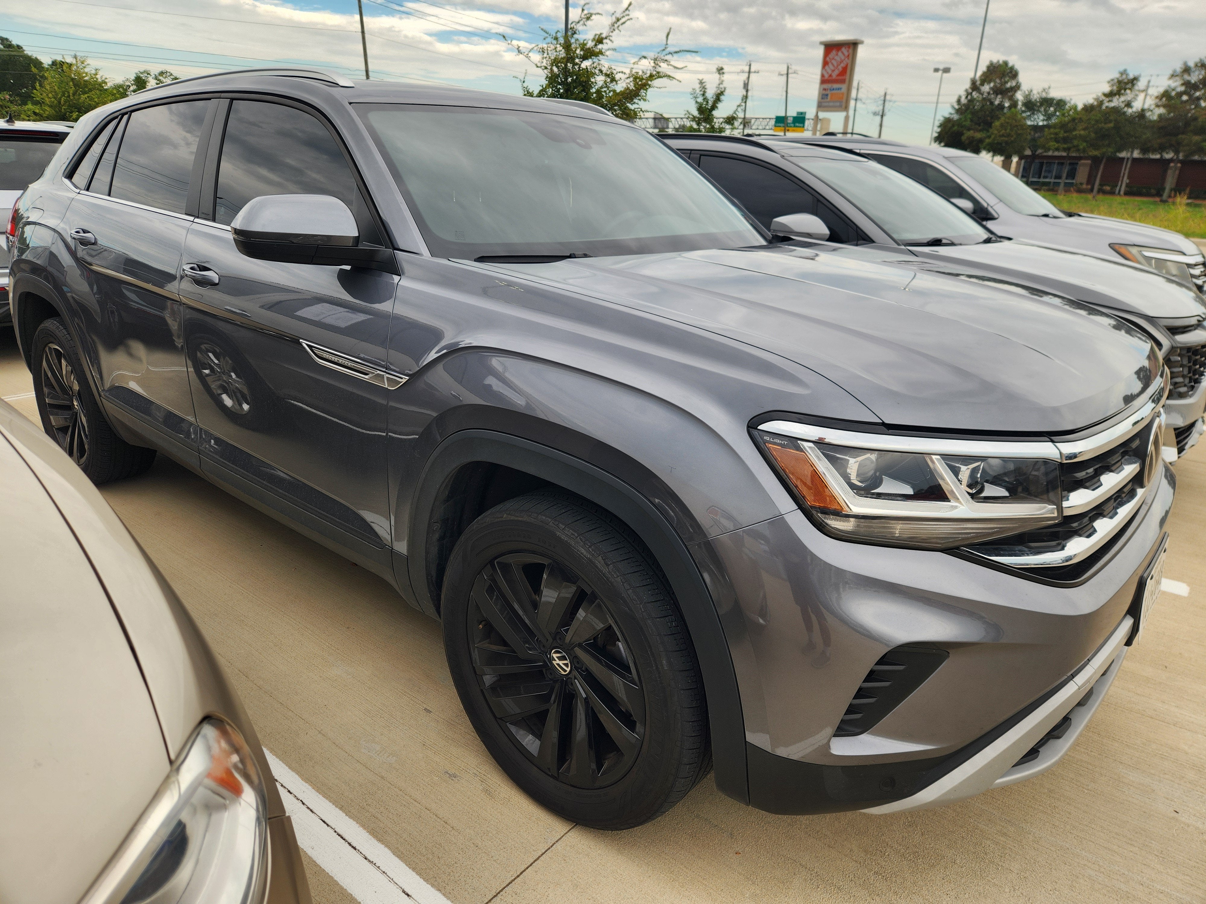 2023 Volkswagen Atlas Cross Sport 3.6L V6 SE w/Technology