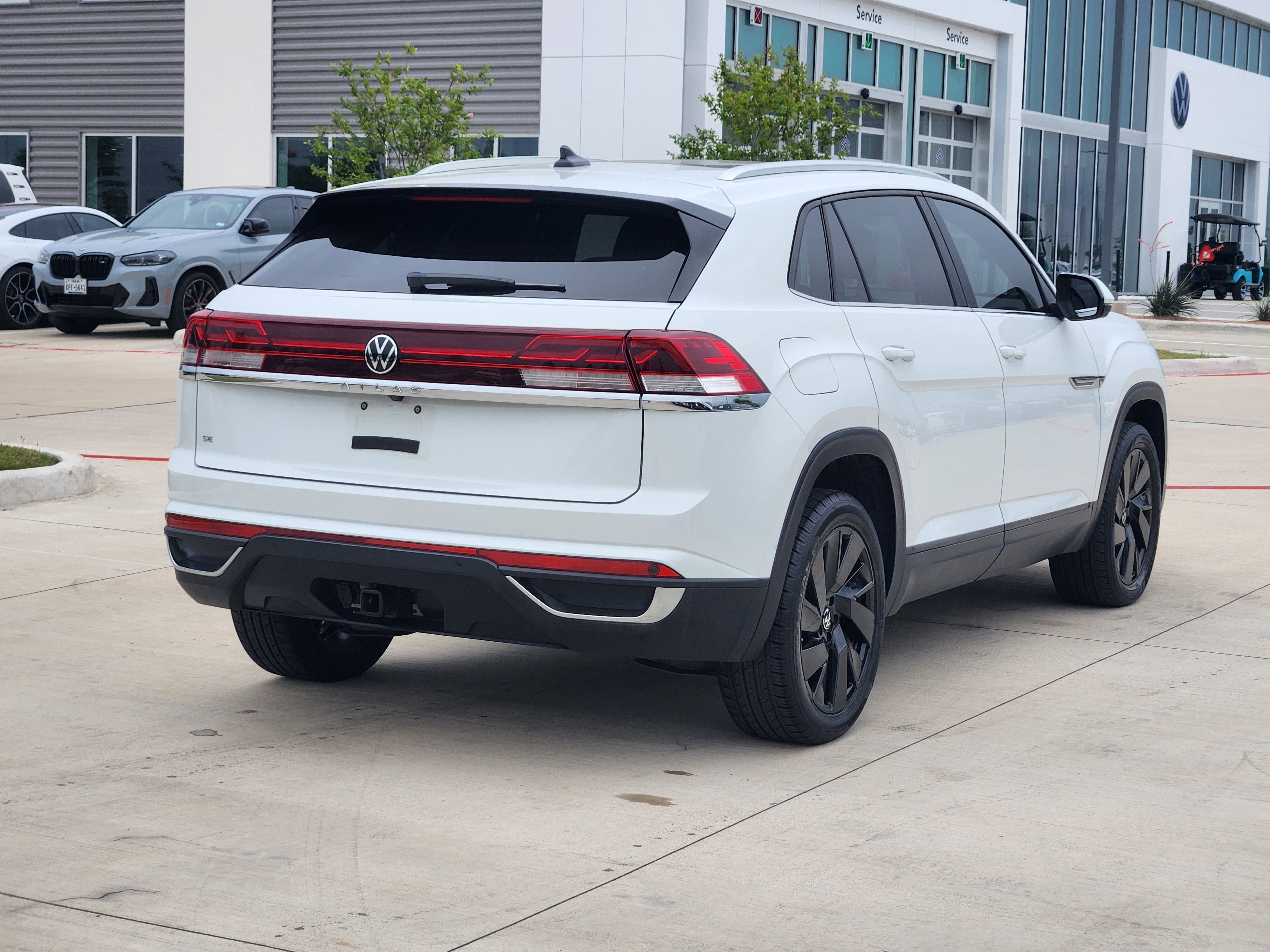 2024 Volkswagen Atlas Cross Sport 2.0T SE w/Technology