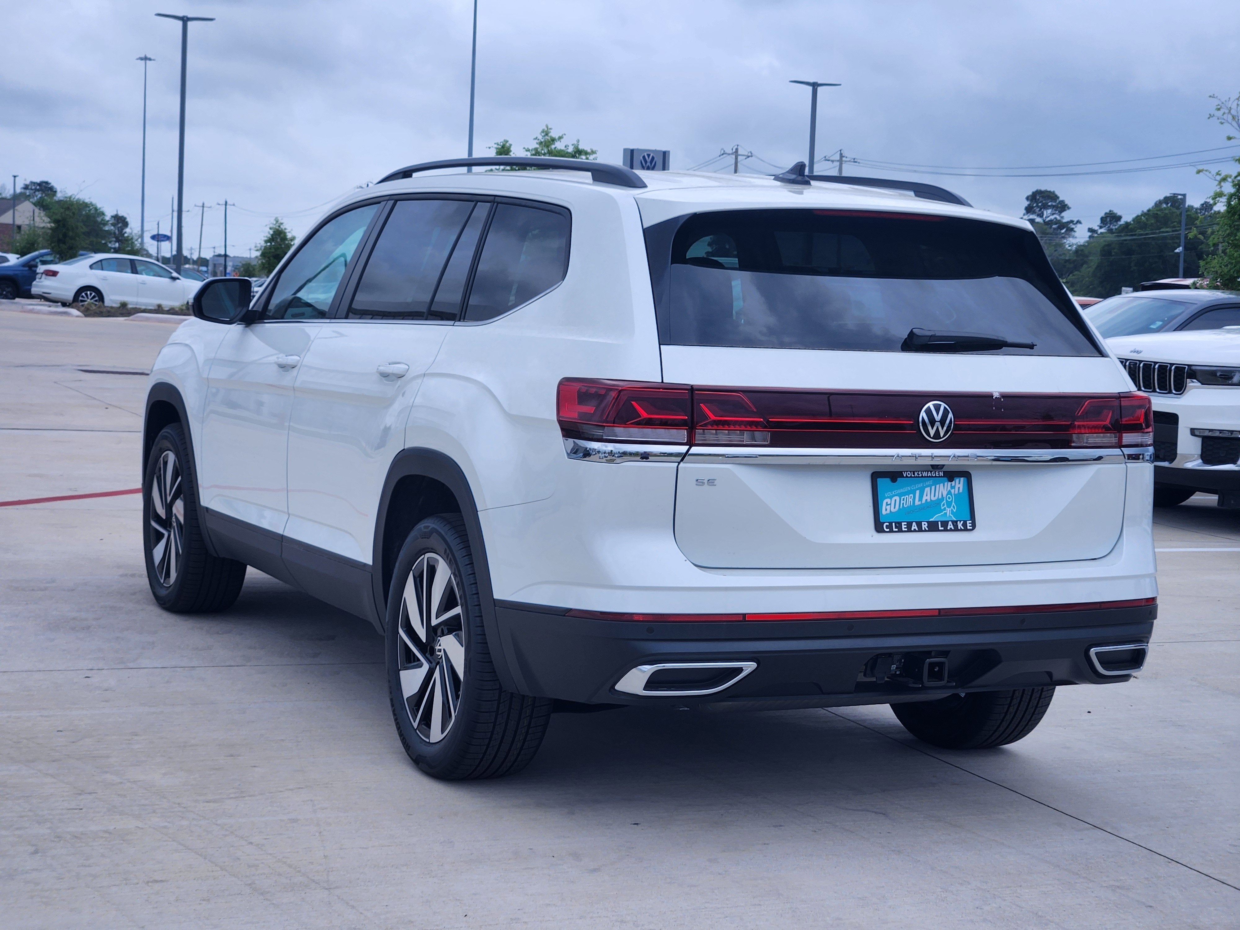 2026 Volkswagen Atlas 2.0T SE w/Technology