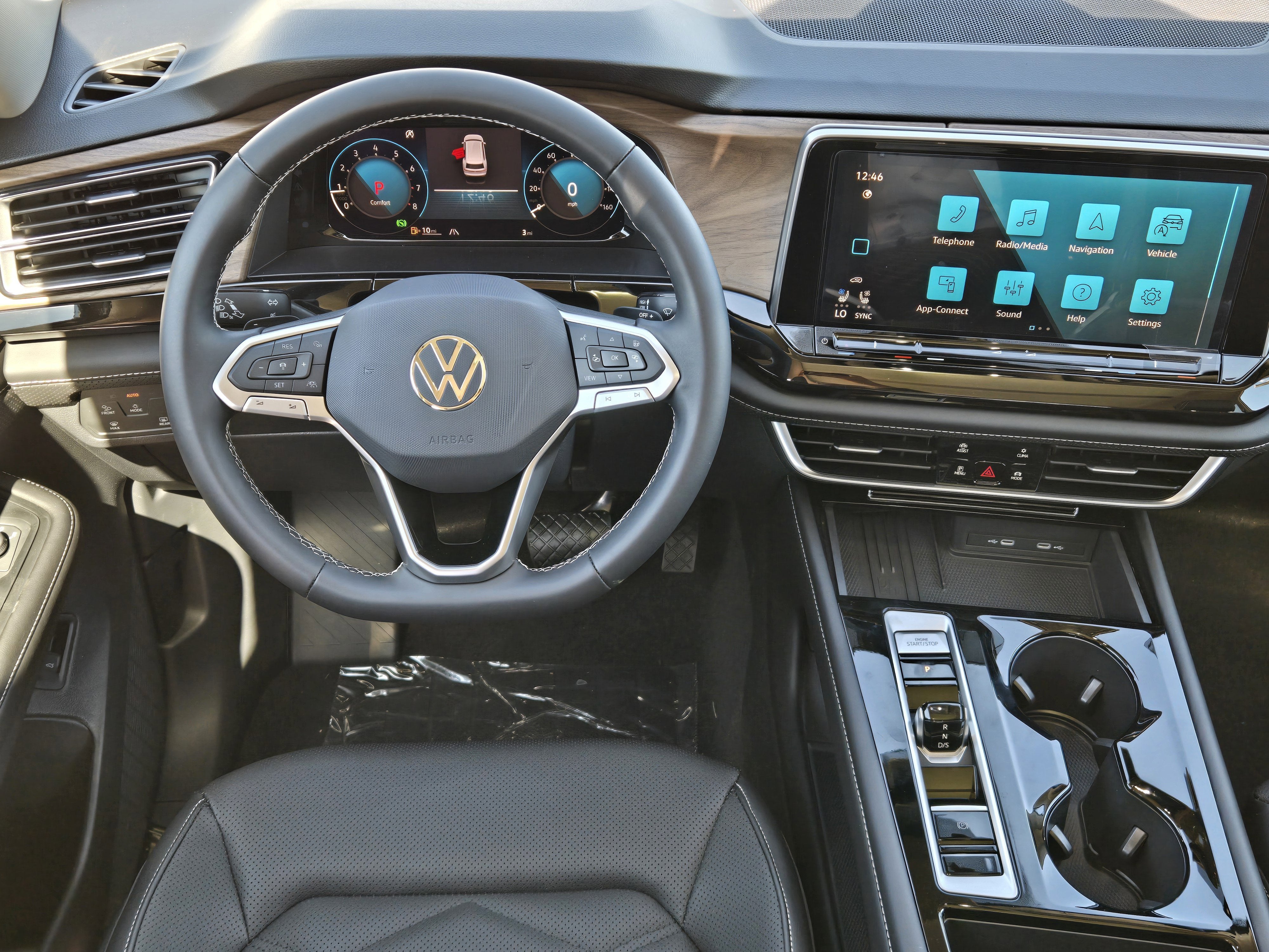 2026 Volkswagen Atlas 2.0T SE w/Technology