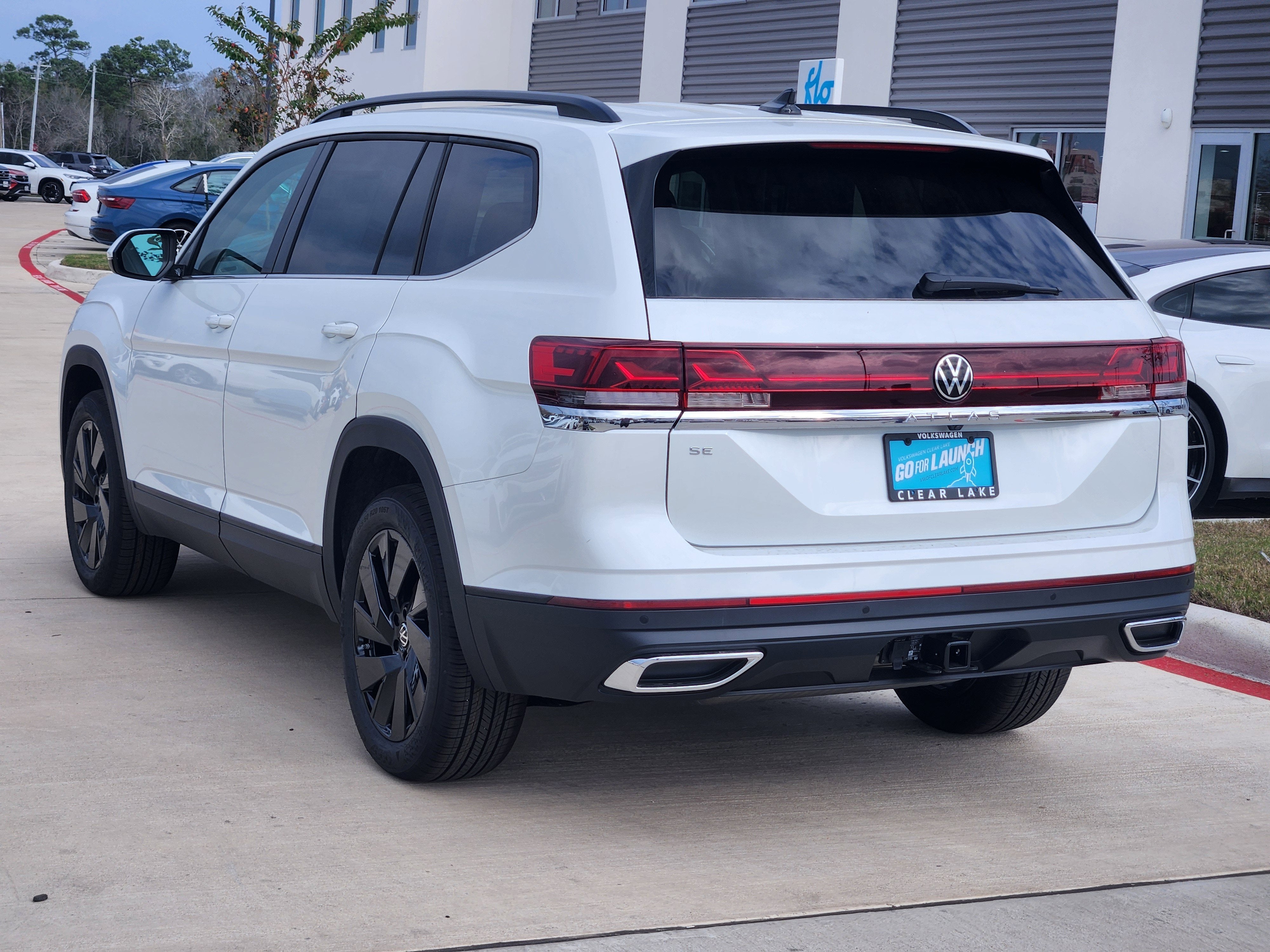 2026 Volkswagen Atlas 2.0T SE w/Technology