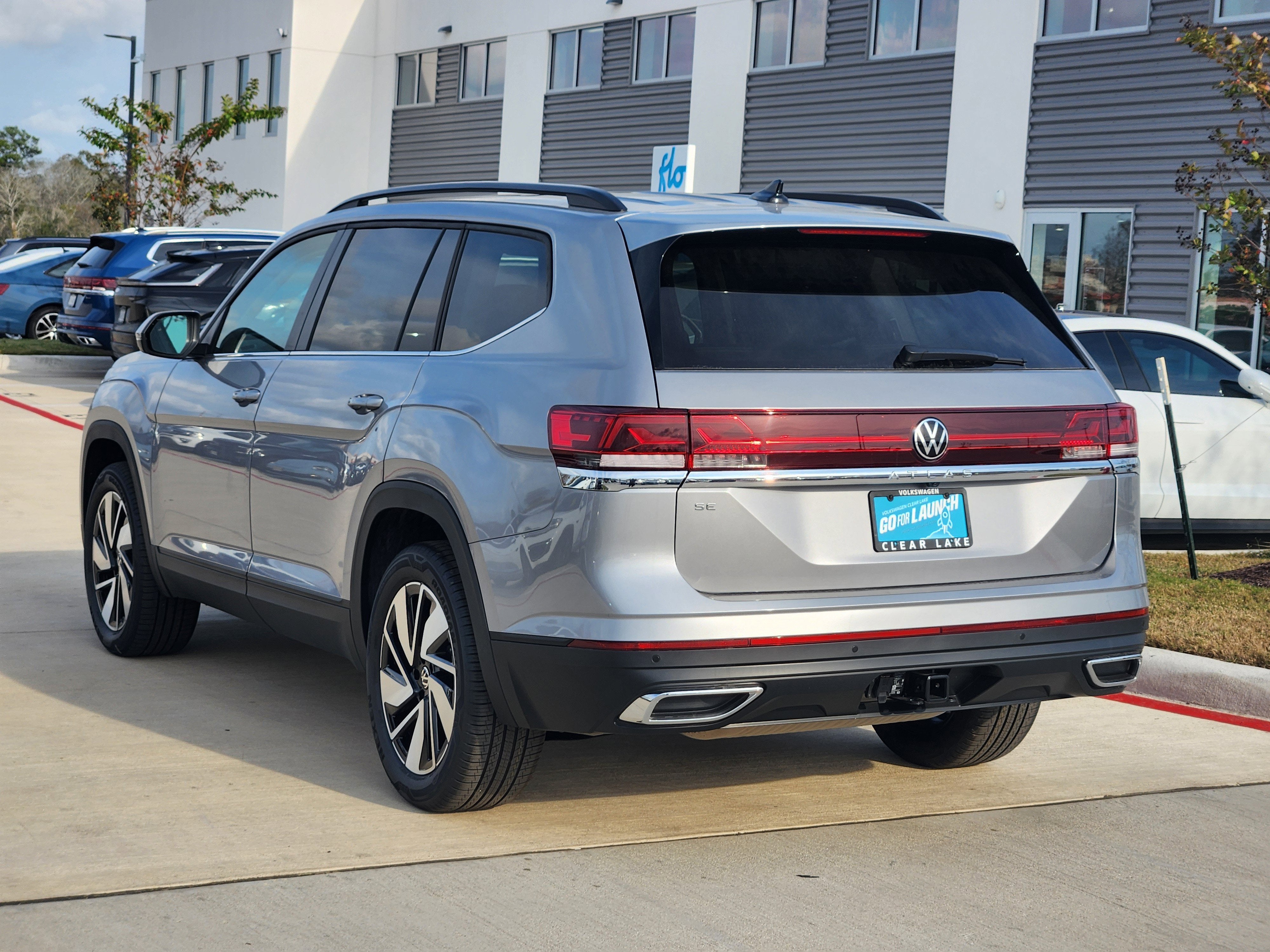 2026 Volkswagen Atlas 2.0T SE w/Technology