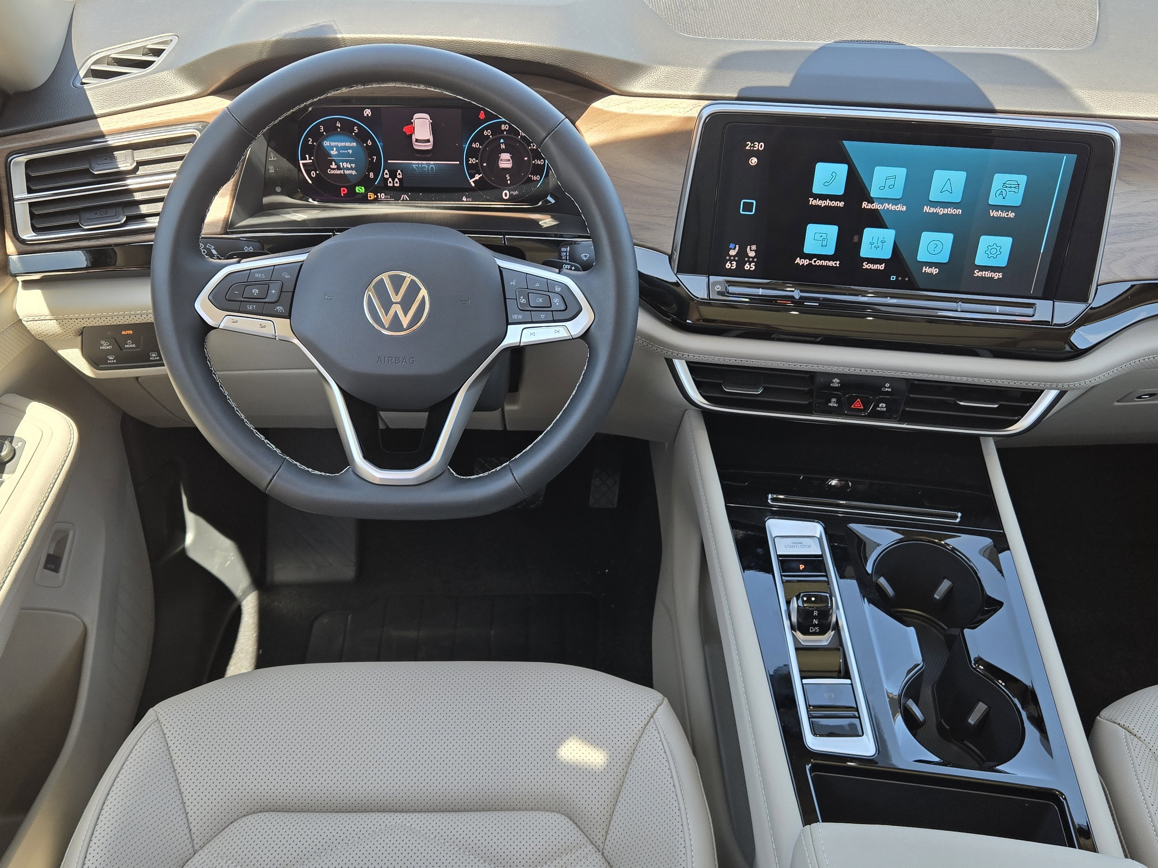 2026 Volkswagen Atlas 2.0T SE w/Technology