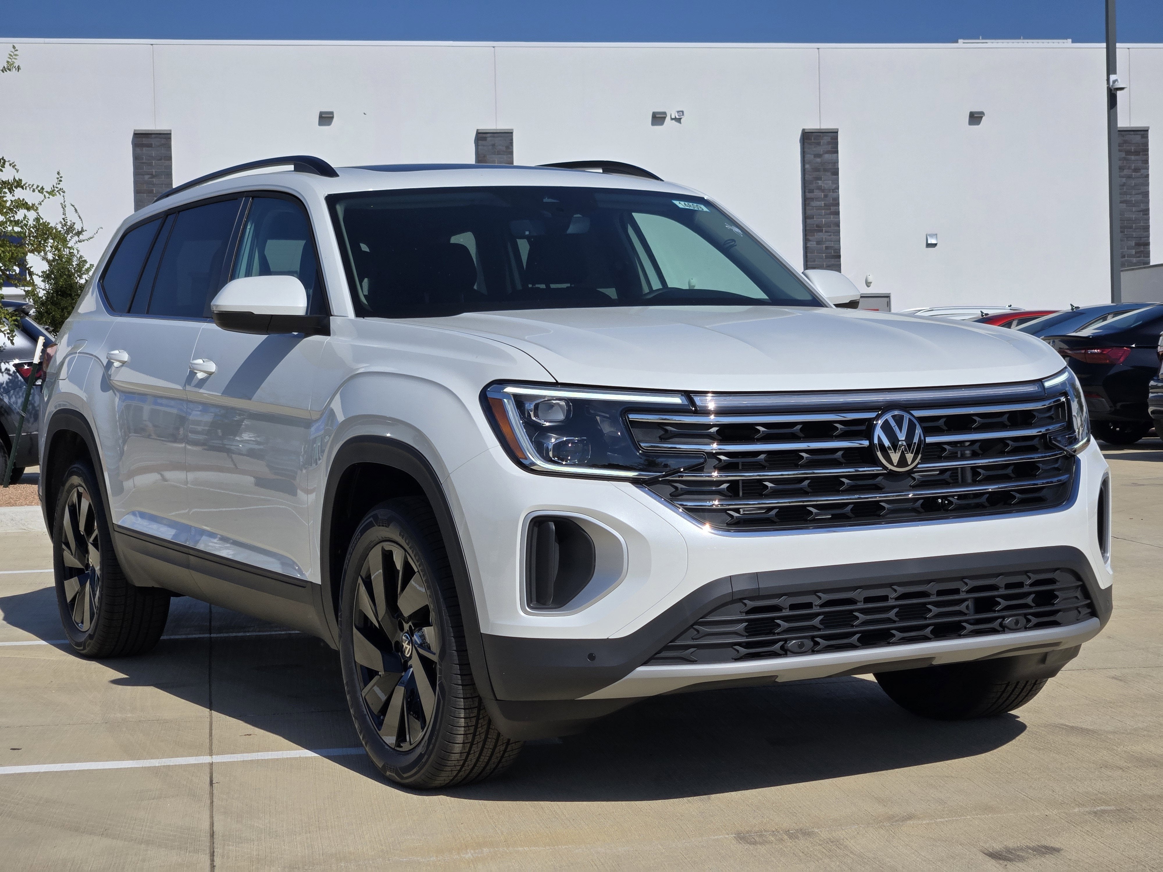 2026 Volkswagen Atlas 2.0T SE w/Technology