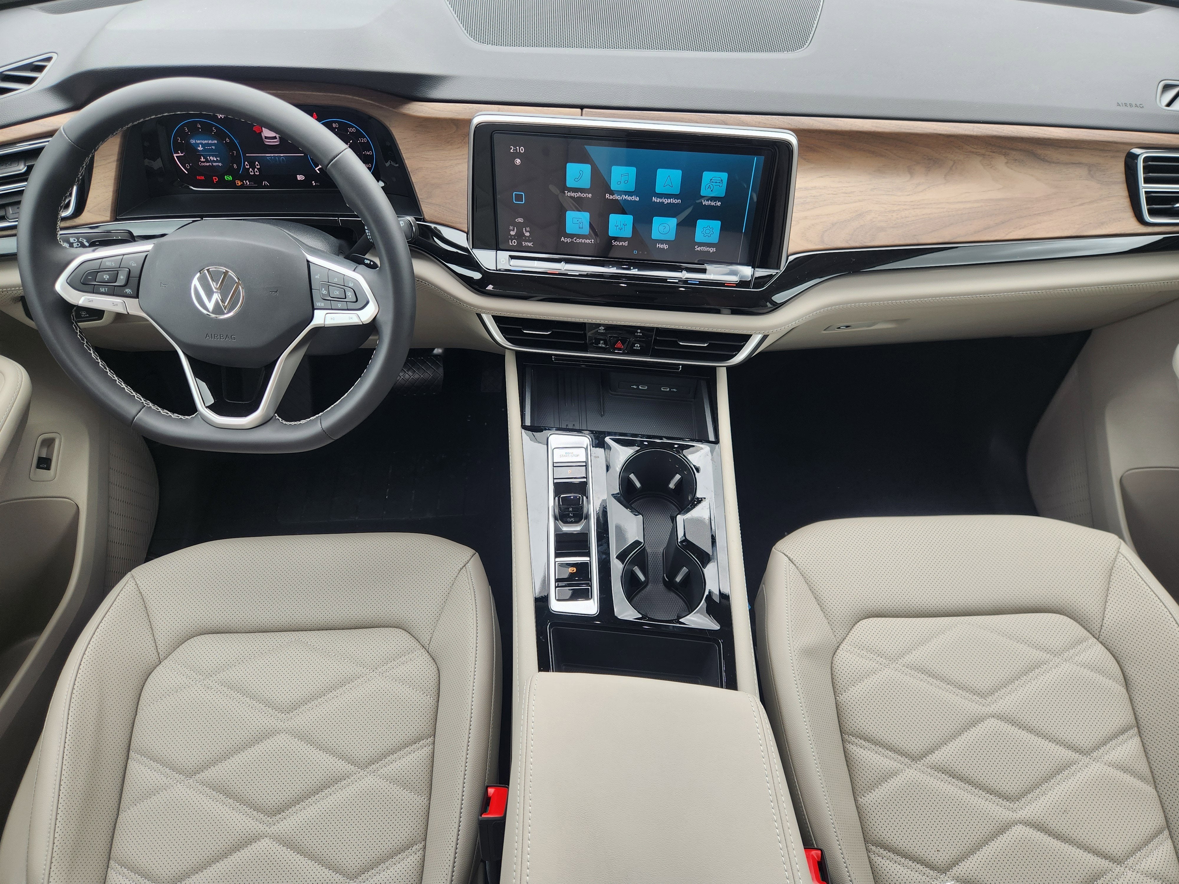 2026 Volkswagen Atlas 2.0T SE w/Technology