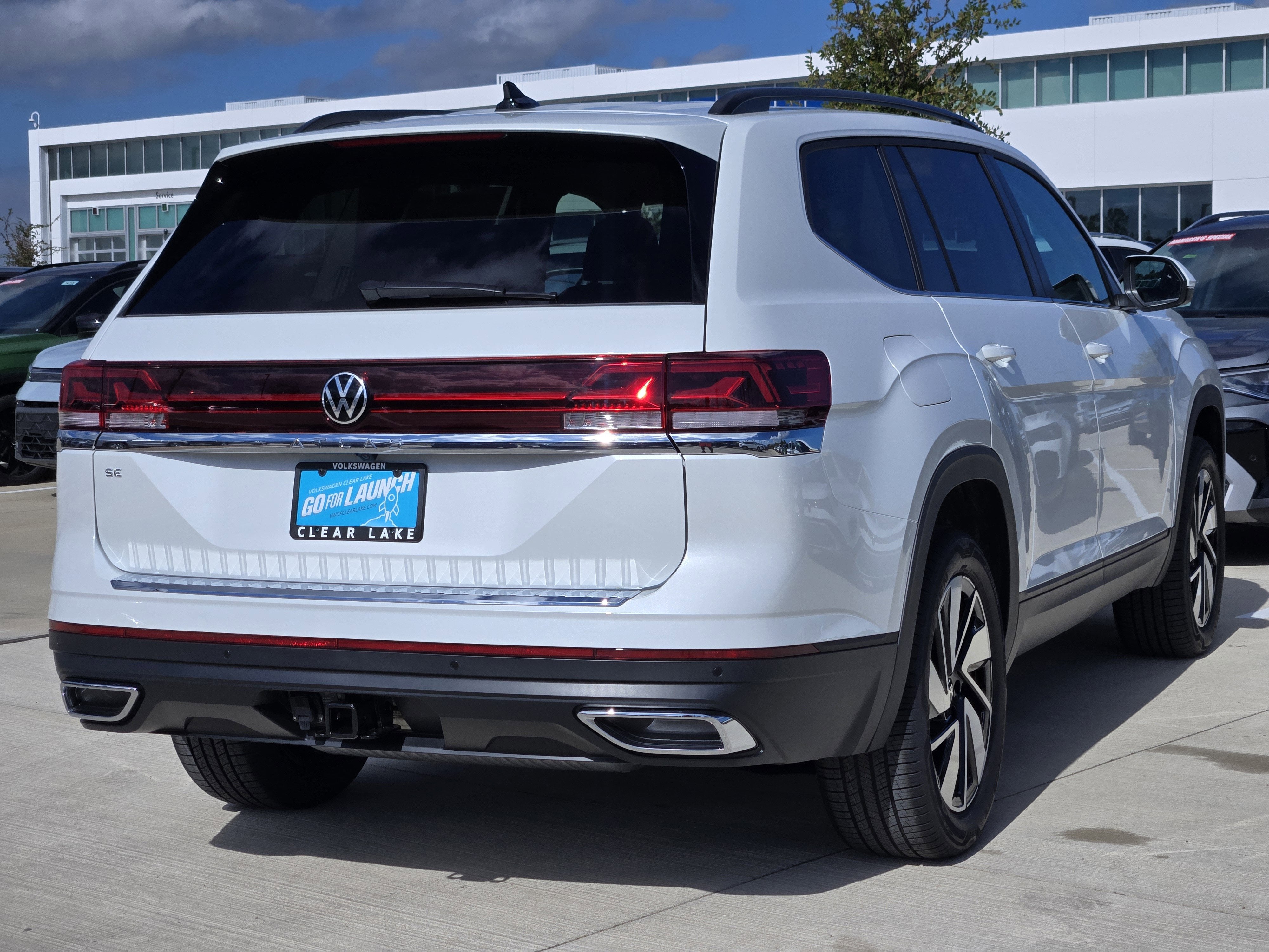 2026 Volkswagen Atlas 2.0T SE w/Technology