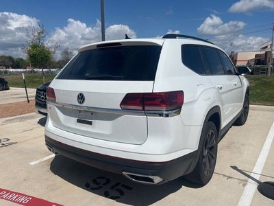 2022 Volkswagen Atlas 2.0T SE w/Technology