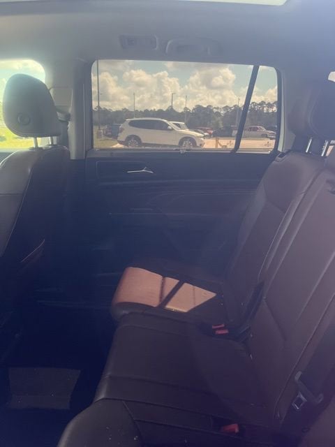 2022 Volkswagen Atlas 2.0T SE w/Technology