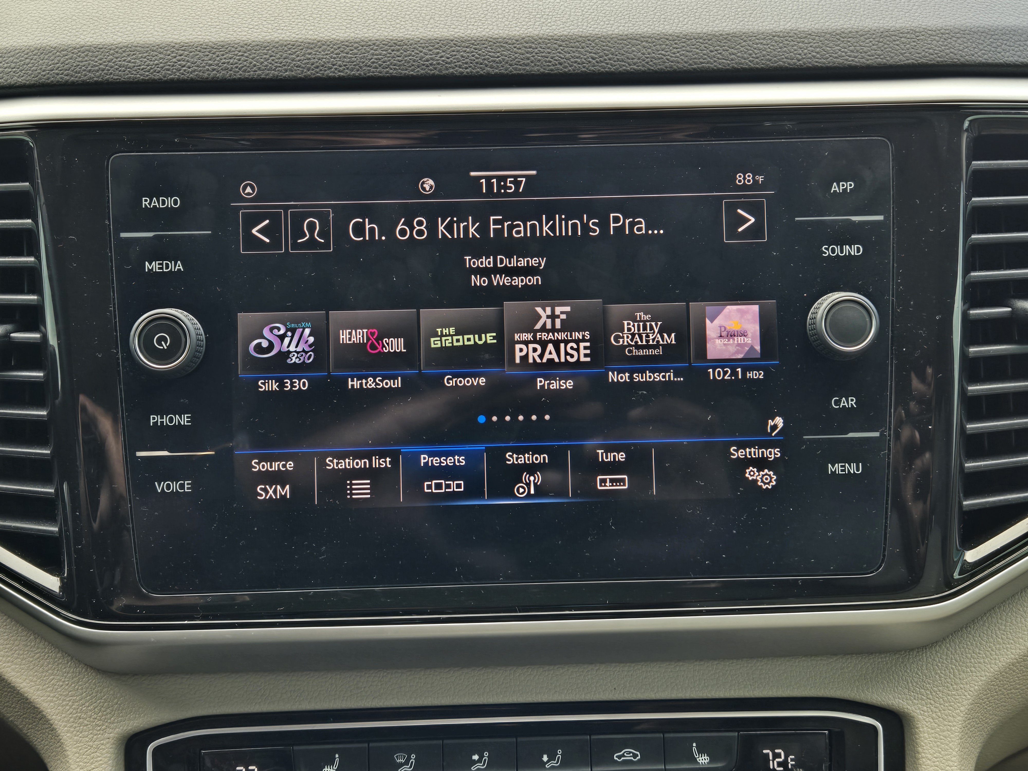 2022 Volkswagen Atlas 3.6L V6 SE w/Technology