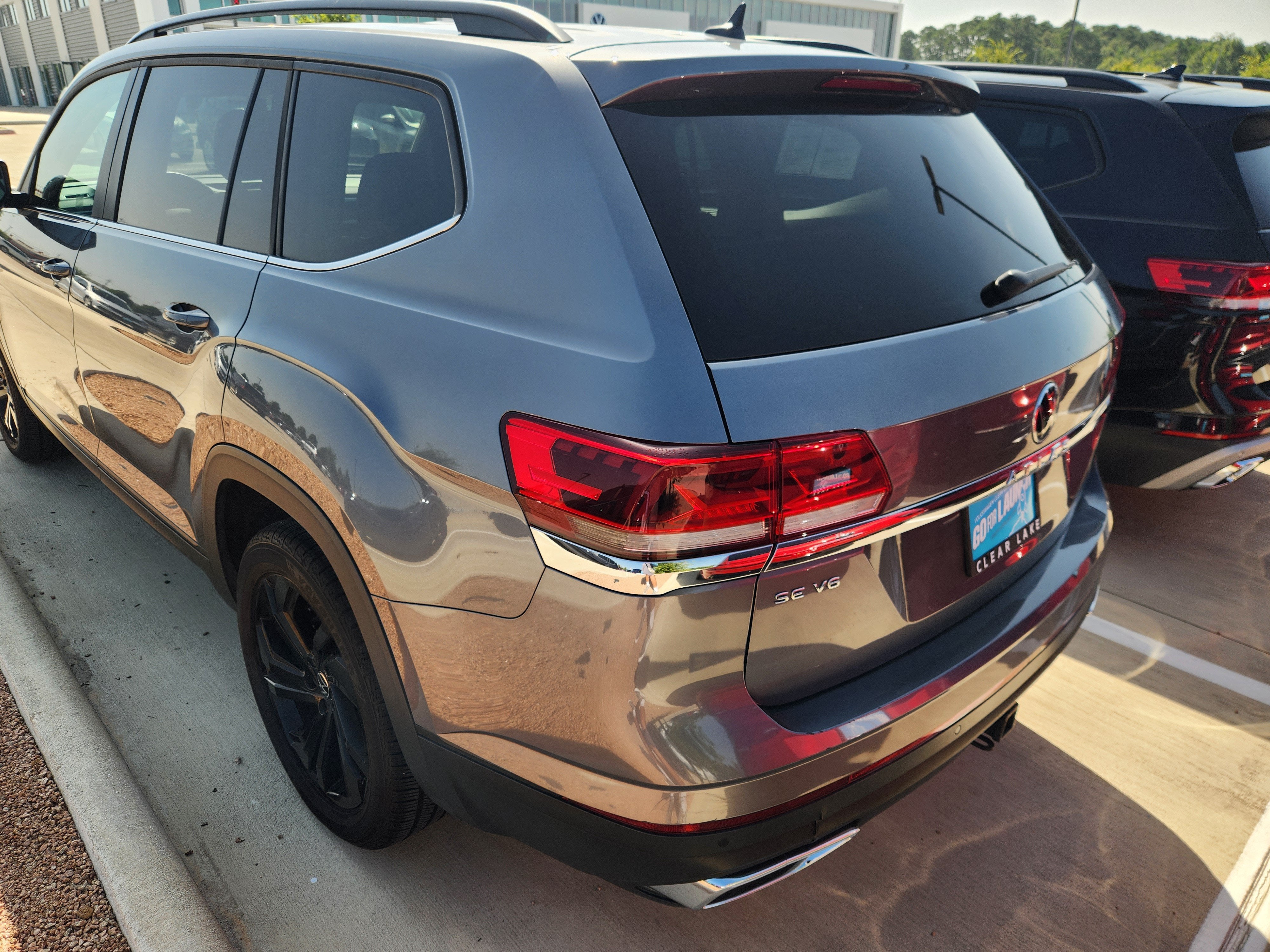 2023 Volkswagen Atlas 3.6L V6 SE w/Technology