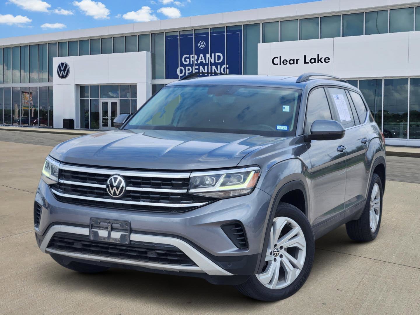 2023 Volkswagen Atlas 3.6L V6 SE w/Technology