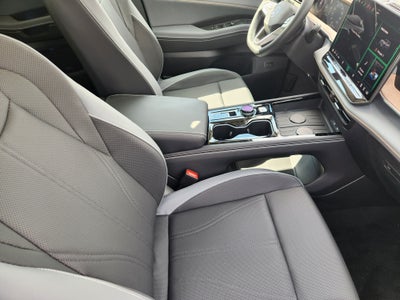 2027 Volkswagen Atlas SE w/Technology
