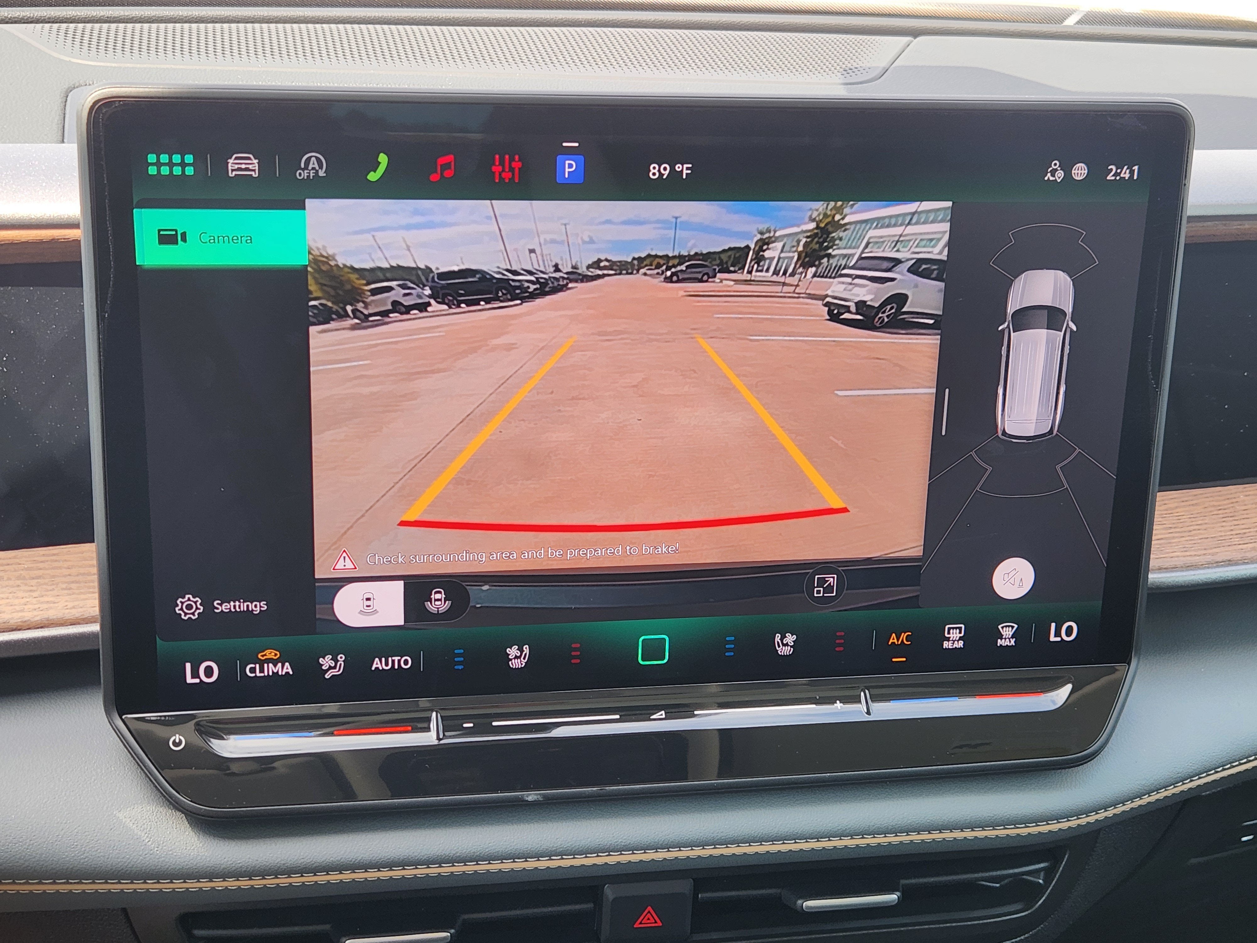 2027 Volkswagen Atlas SE w/Technology