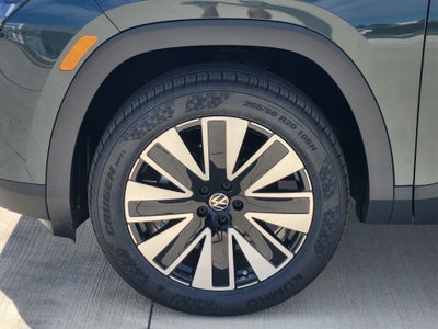 2027 Volkswagen Atlas SE w/Technology