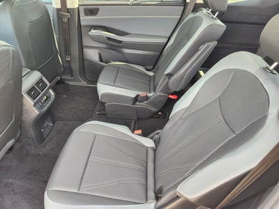 2027 Volkswagen Atlas SE w/Technology