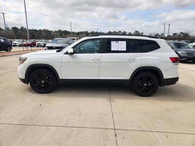 2022 Volkswagen Atlas 3.6L V6 SE w/Technology