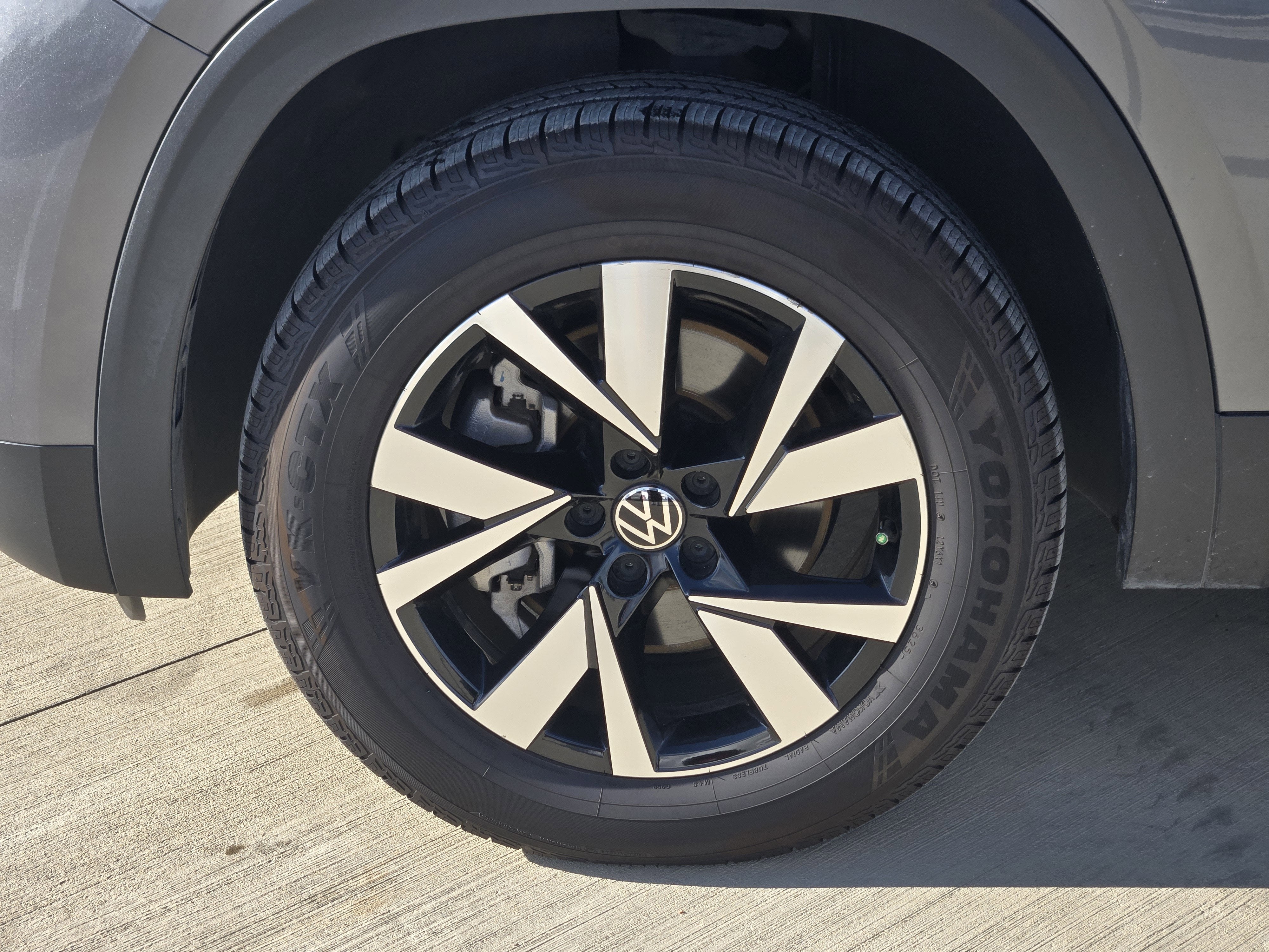 2022 Volkswagen Atlas Cross Sport 2.0T SE
