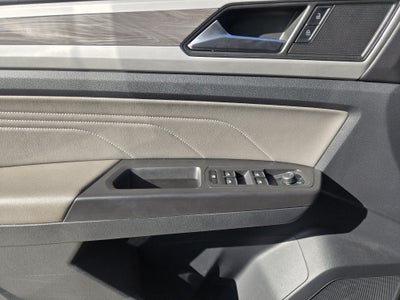 2022 Volkswagen Atlas Cross Sport 2.0T SE